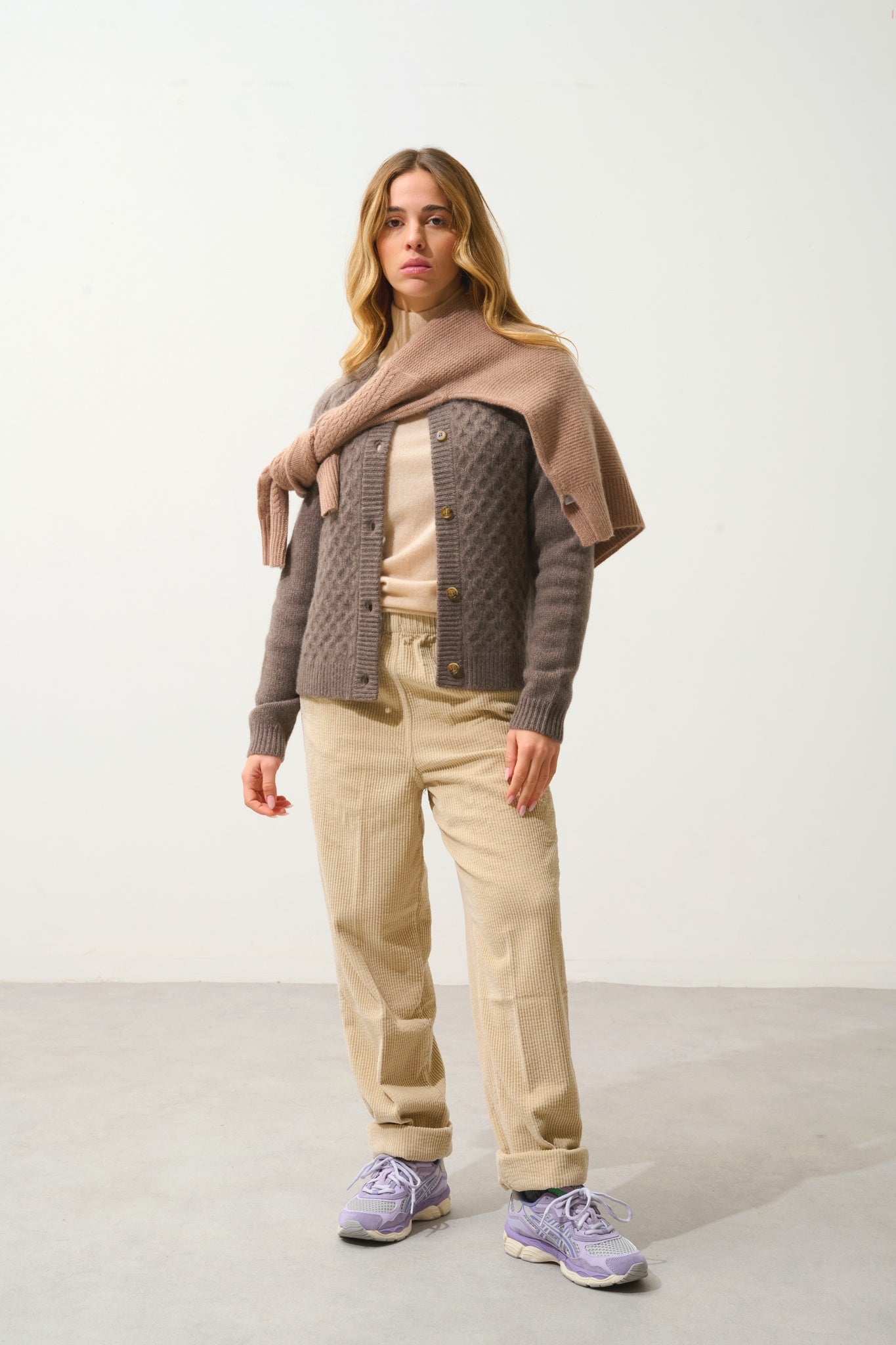 JINPA 8-thread taupe mottled round-neck cardigan 100% cashmere