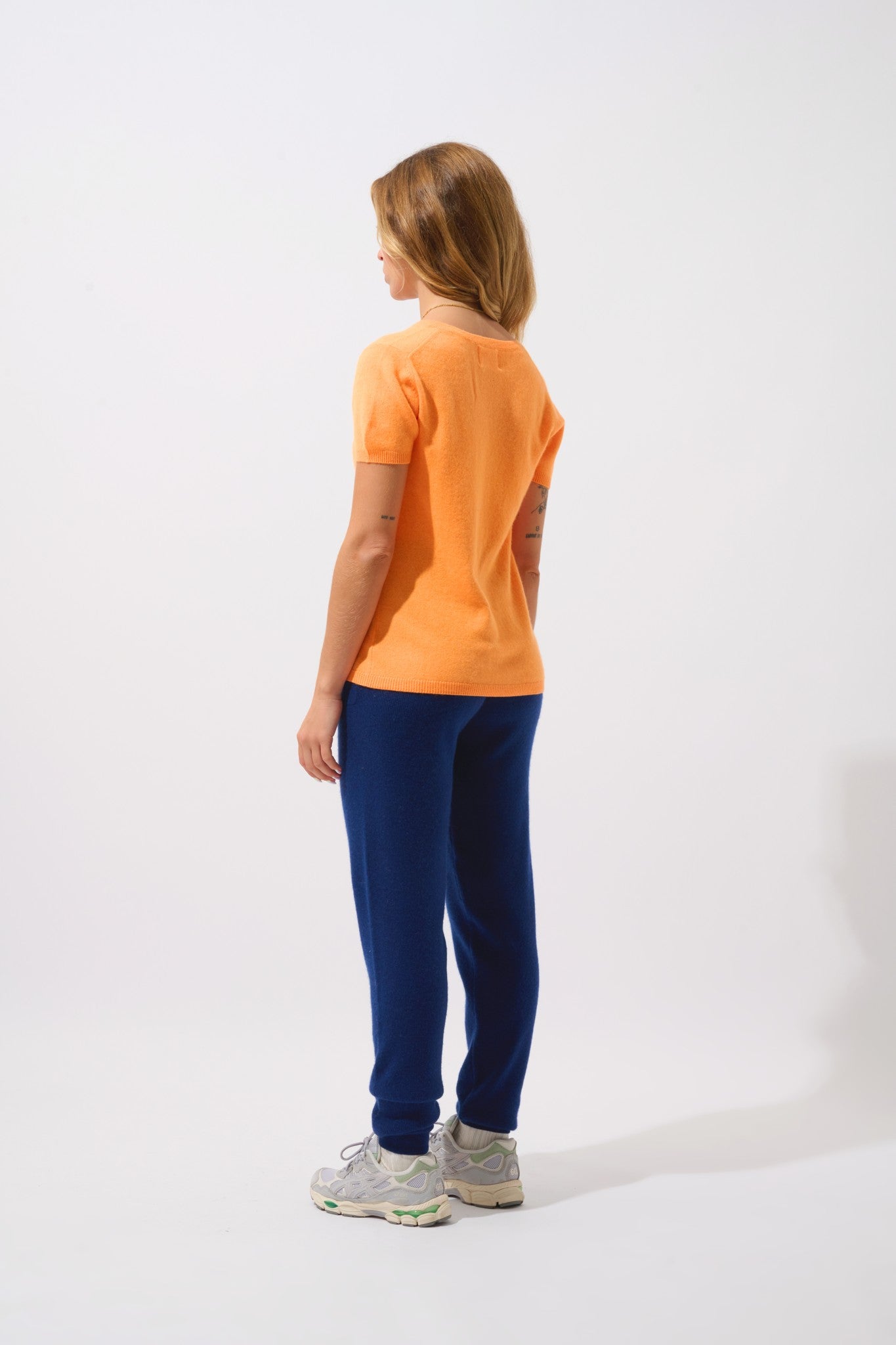 kali t-shirt col v clementine 100% cachemire