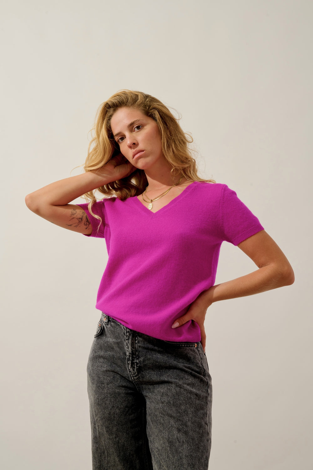 KALI t-shirt col v hibiscus 100% cachemire