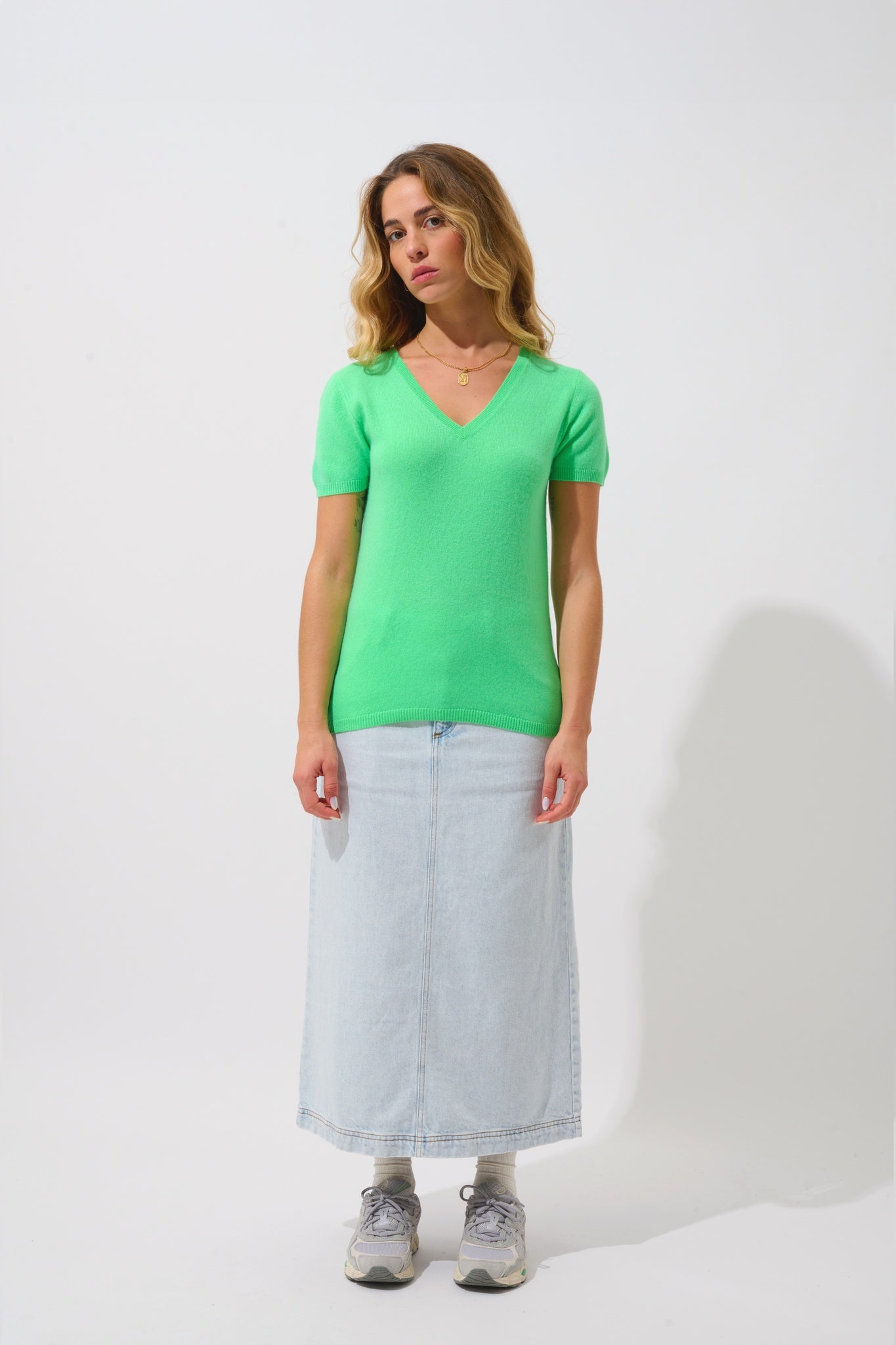 KALI t-shirt col v vert cactus 100% cachemire