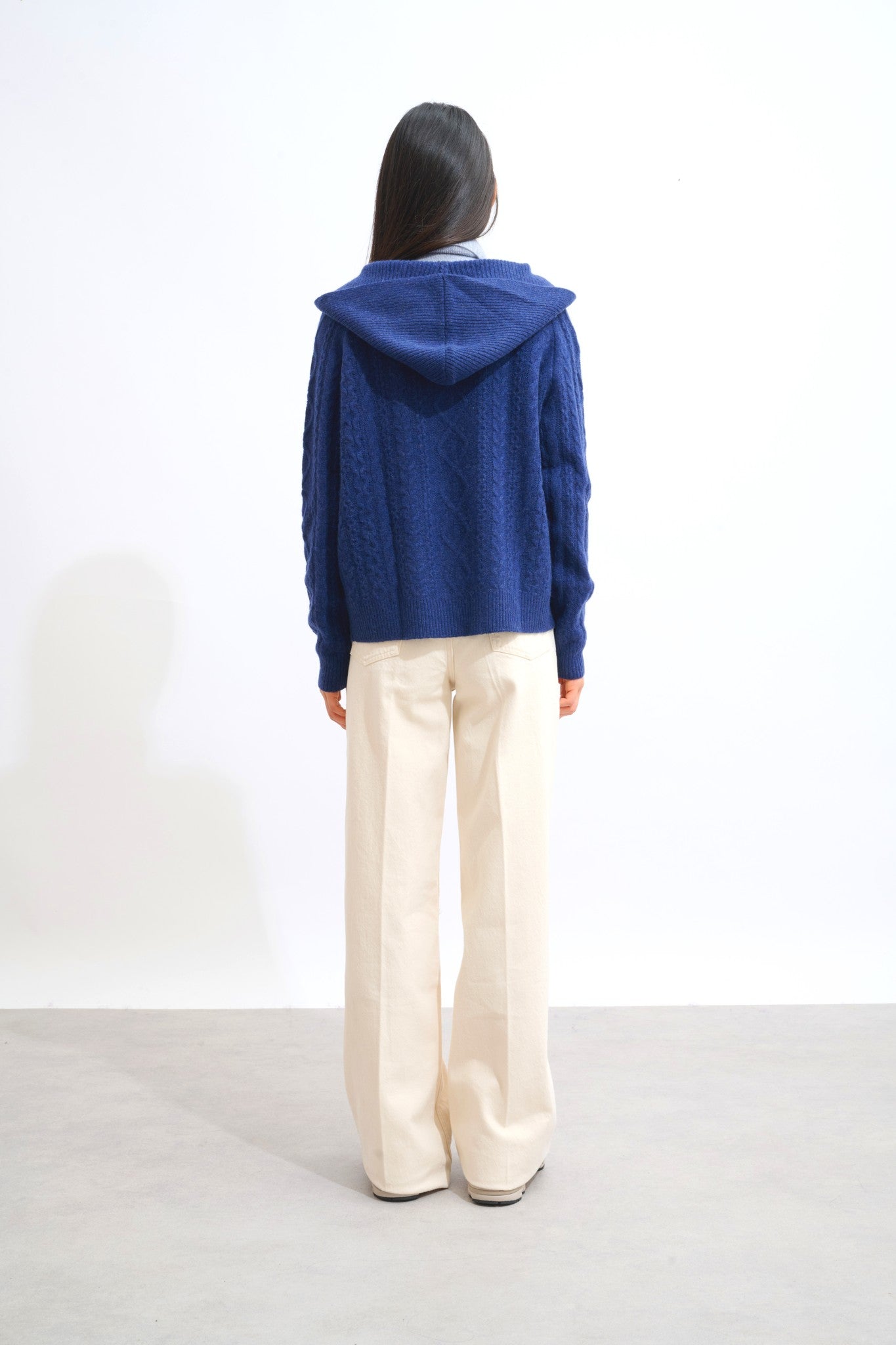 khandro pull capuche 6 fils bleu nuit 100% cachemire