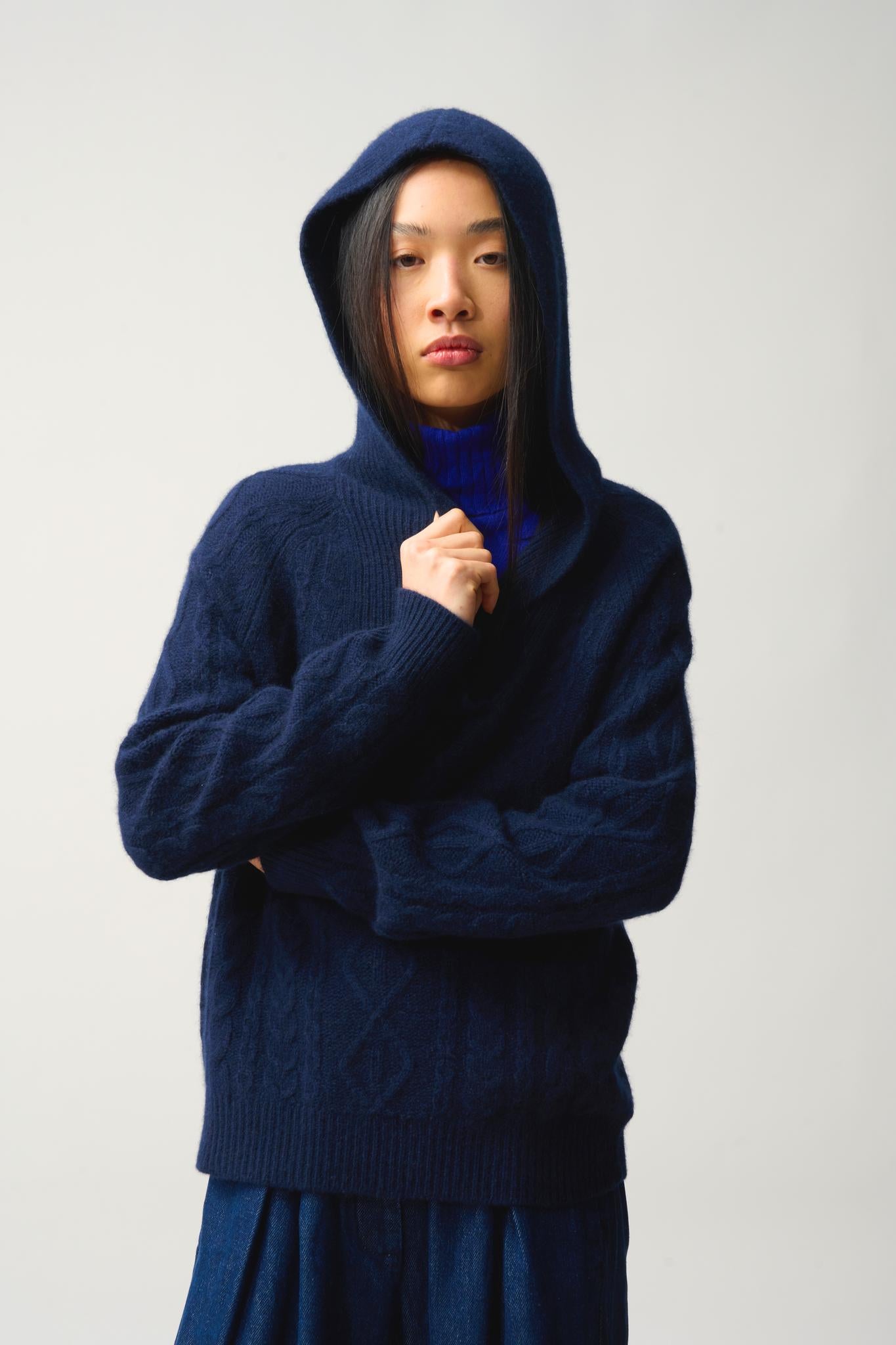 KHANDRO Kapuzenpullover 6-fädig navy 100% Kaschmir