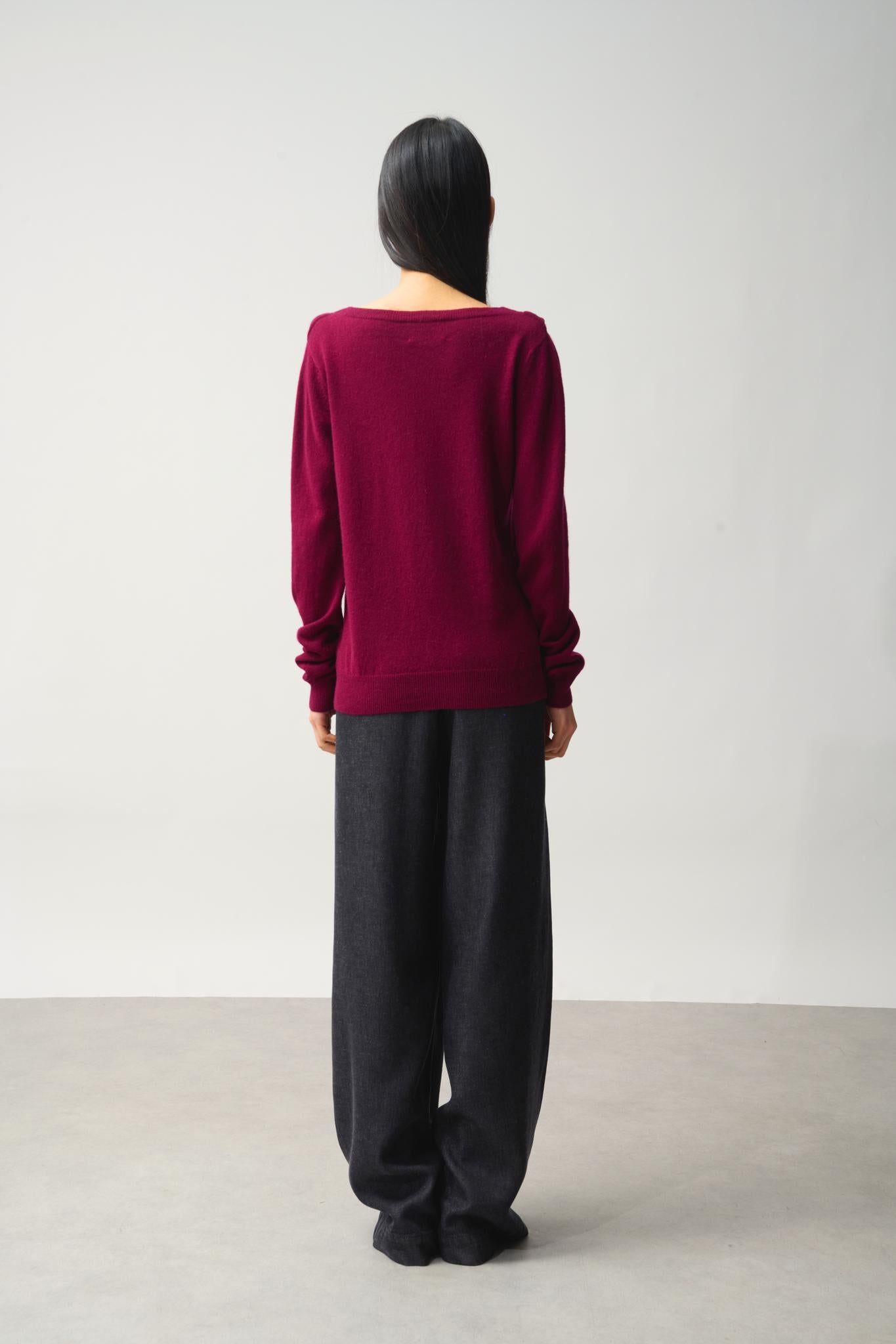KNOTT pull col rond volants devant bordeaux 100% cachemire