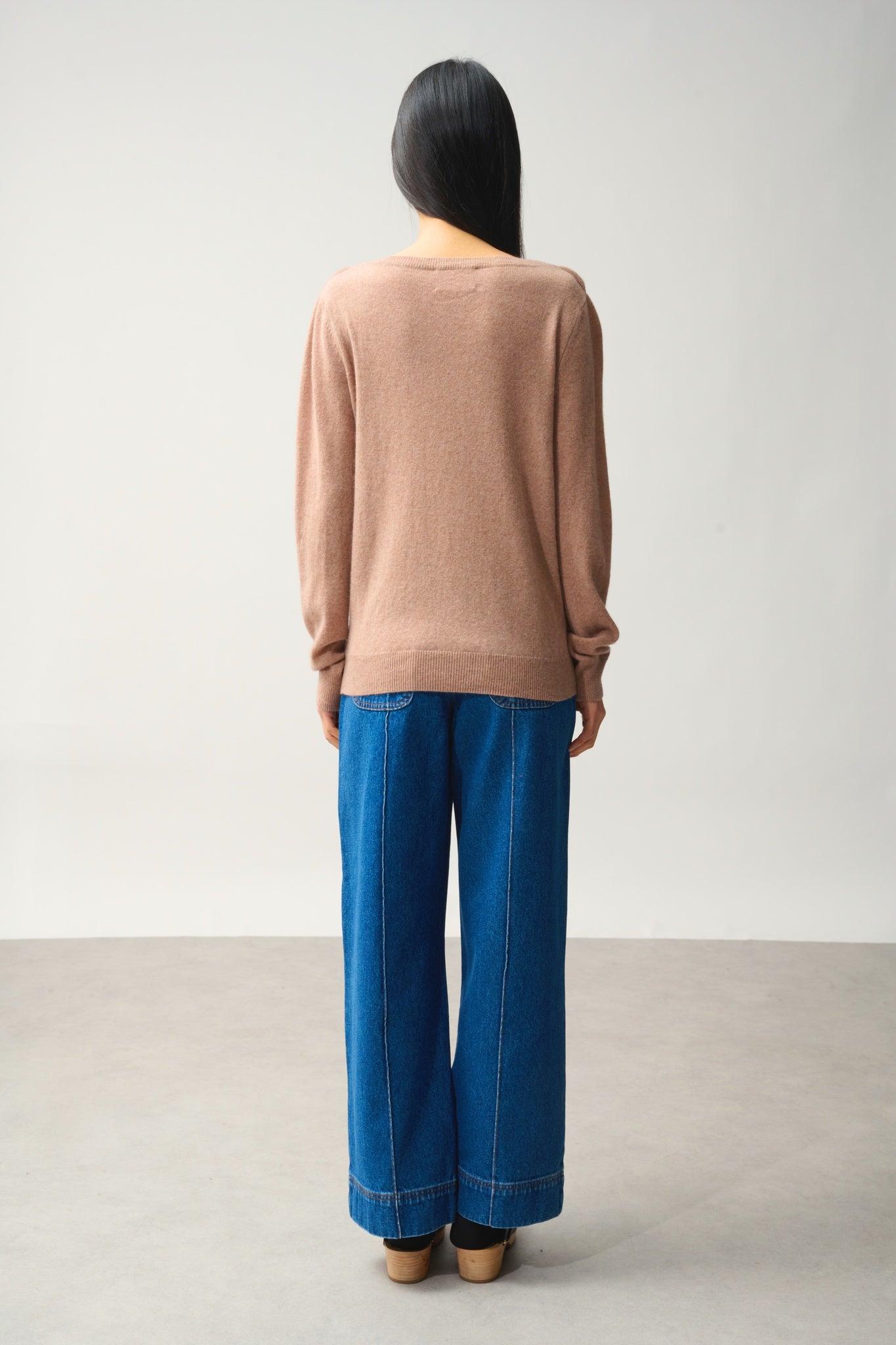 KNOTT Pullover mit Rundhalsausschnitt und Volants vorne camel meliert 100% Kaschmir