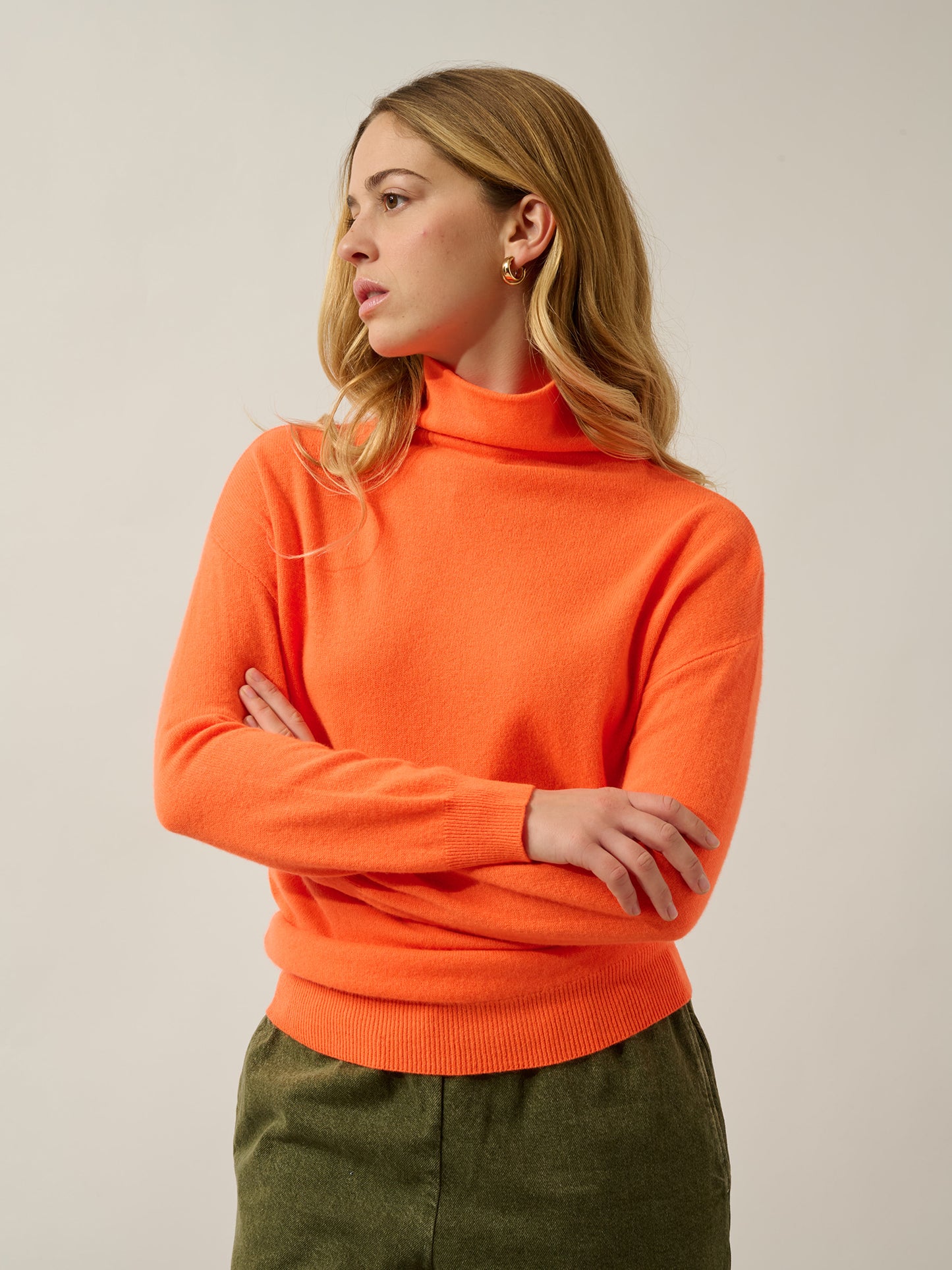 KORIEL pull col montant orange fluo 100% cachemire