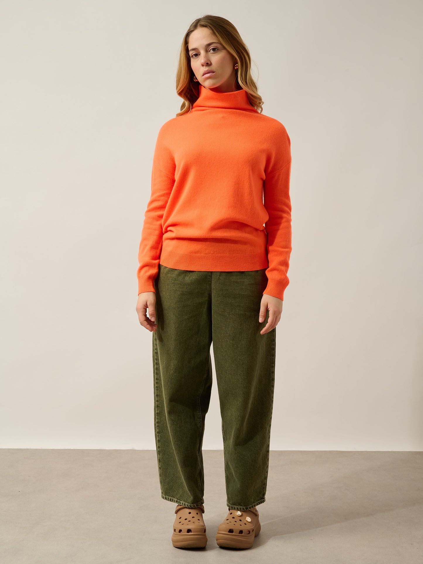 KORIEL pull col montant orange fluo 100% cachemire