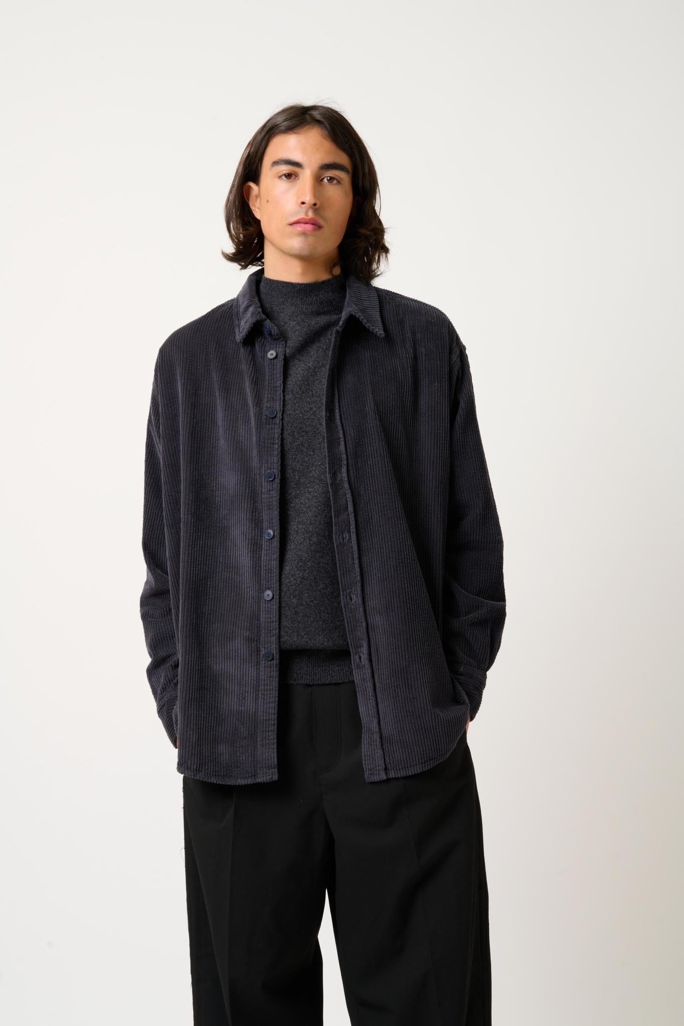 KUNDUM mottled black round-neck sweater 100% cashmere