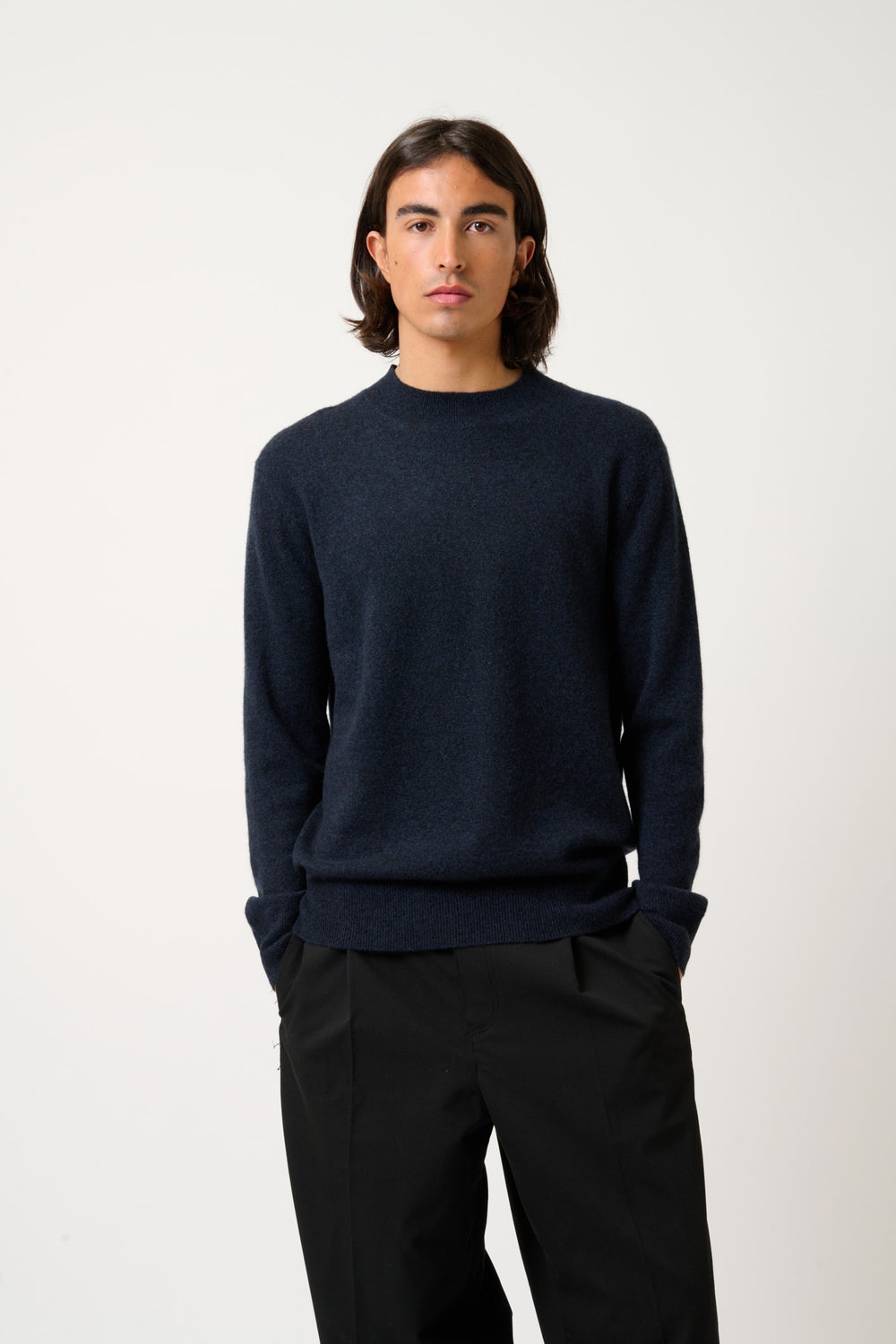 lasya pull col rond caviar 100% cachemire