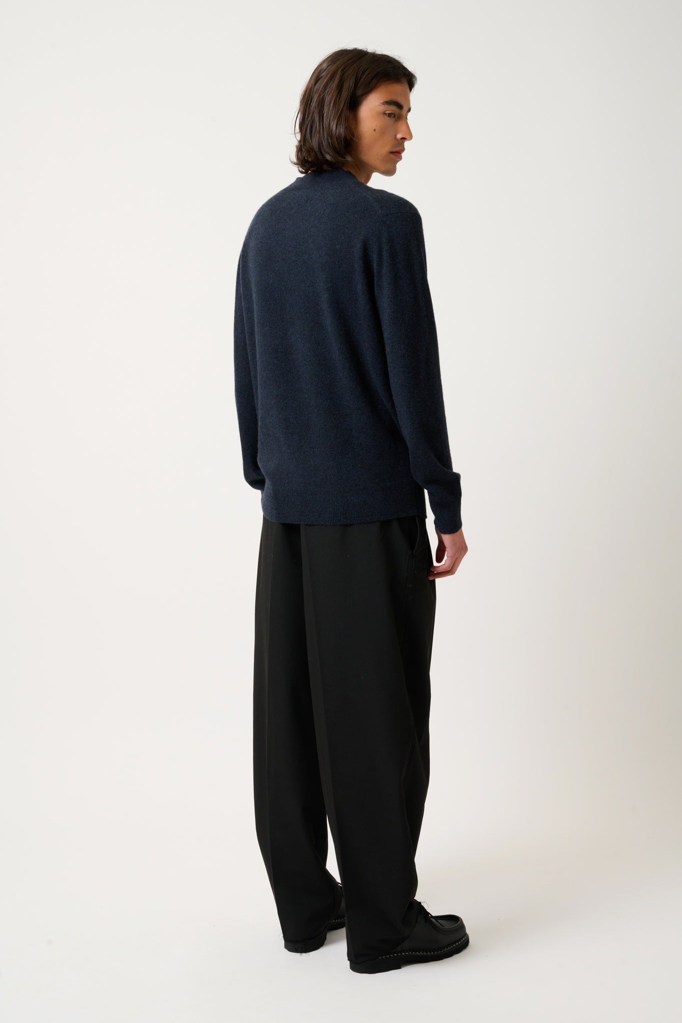 LASYA pull col rond caviar 100% cachemire