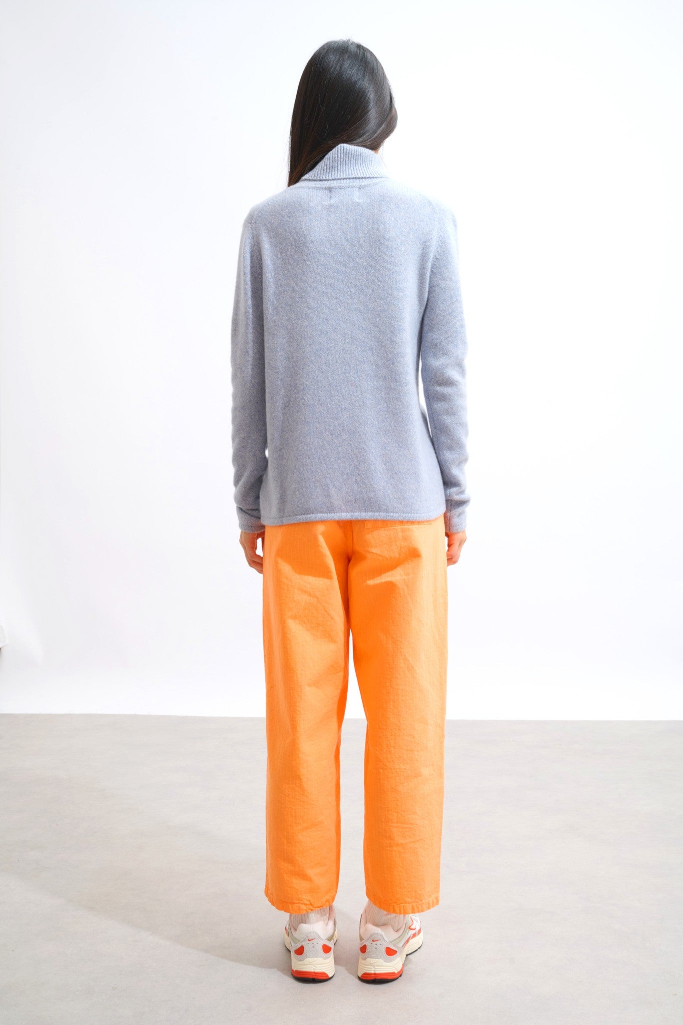 linda pull col roulé 4 fils bleu ivoire 100% cachemire