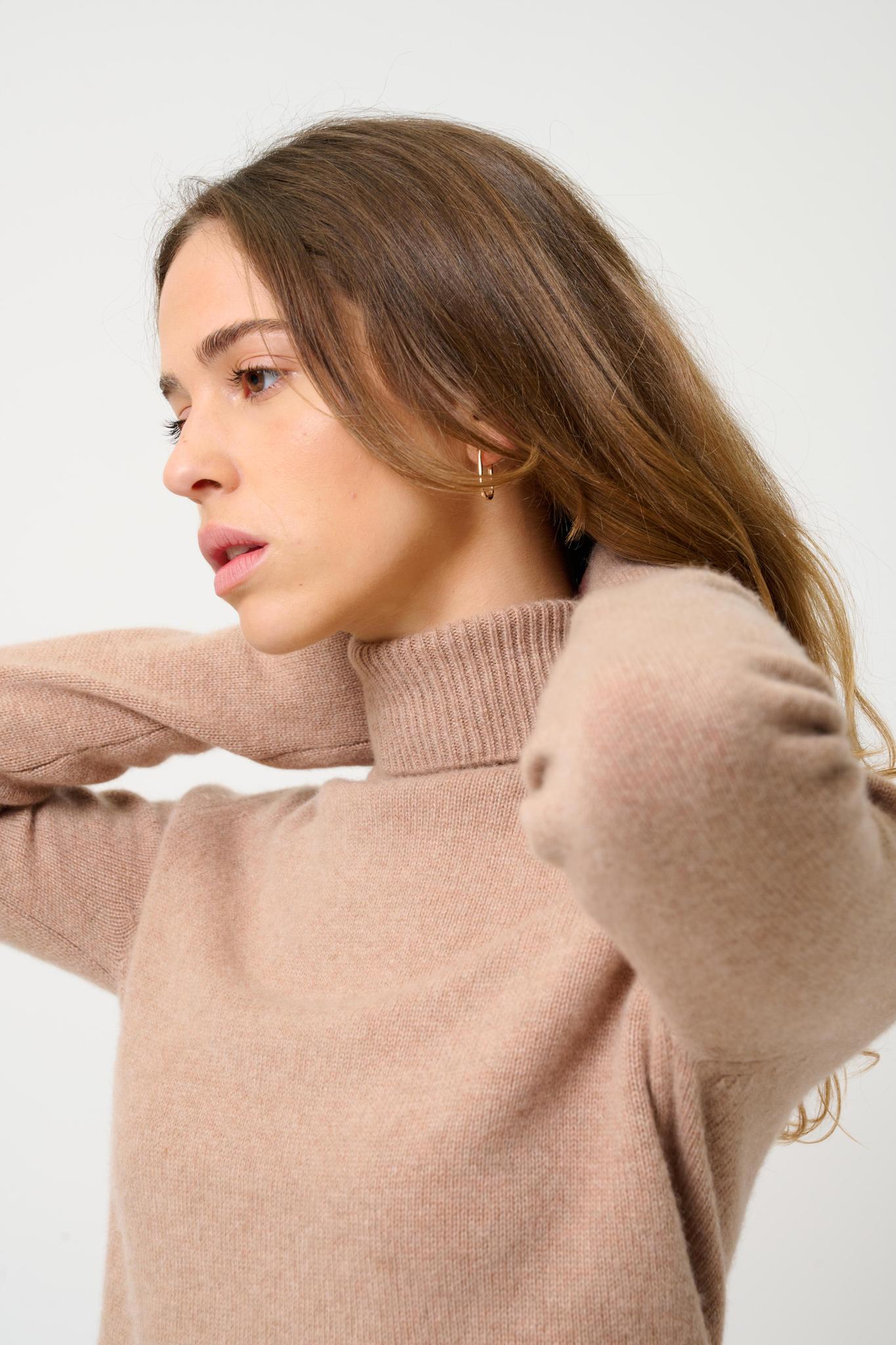 LINDA 4-fädiger Rollkragenpullover in Camel, 100% Kaschmir