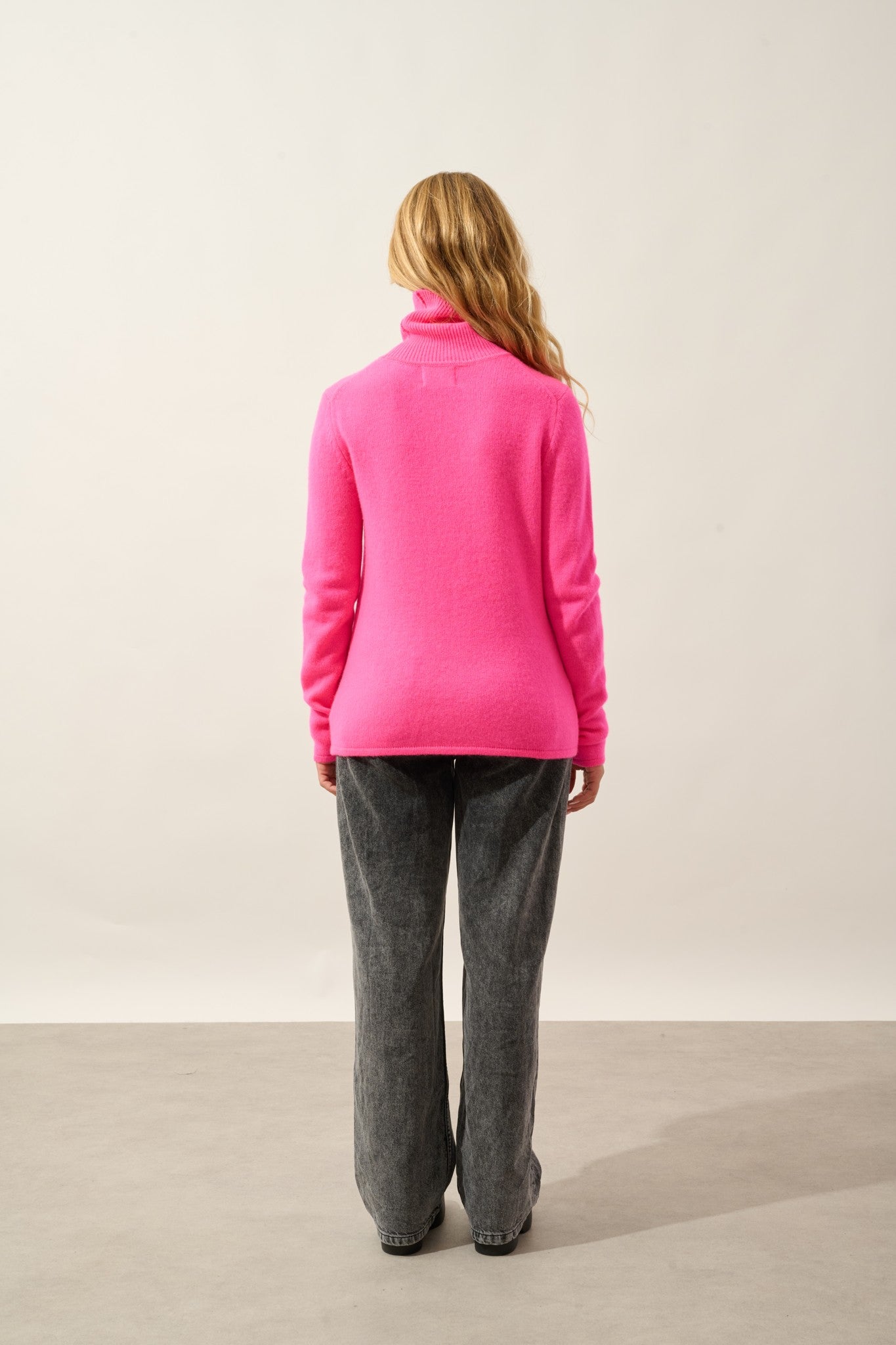 linda pull col roulé 4 fils flamand rose fluo 100% cachemire