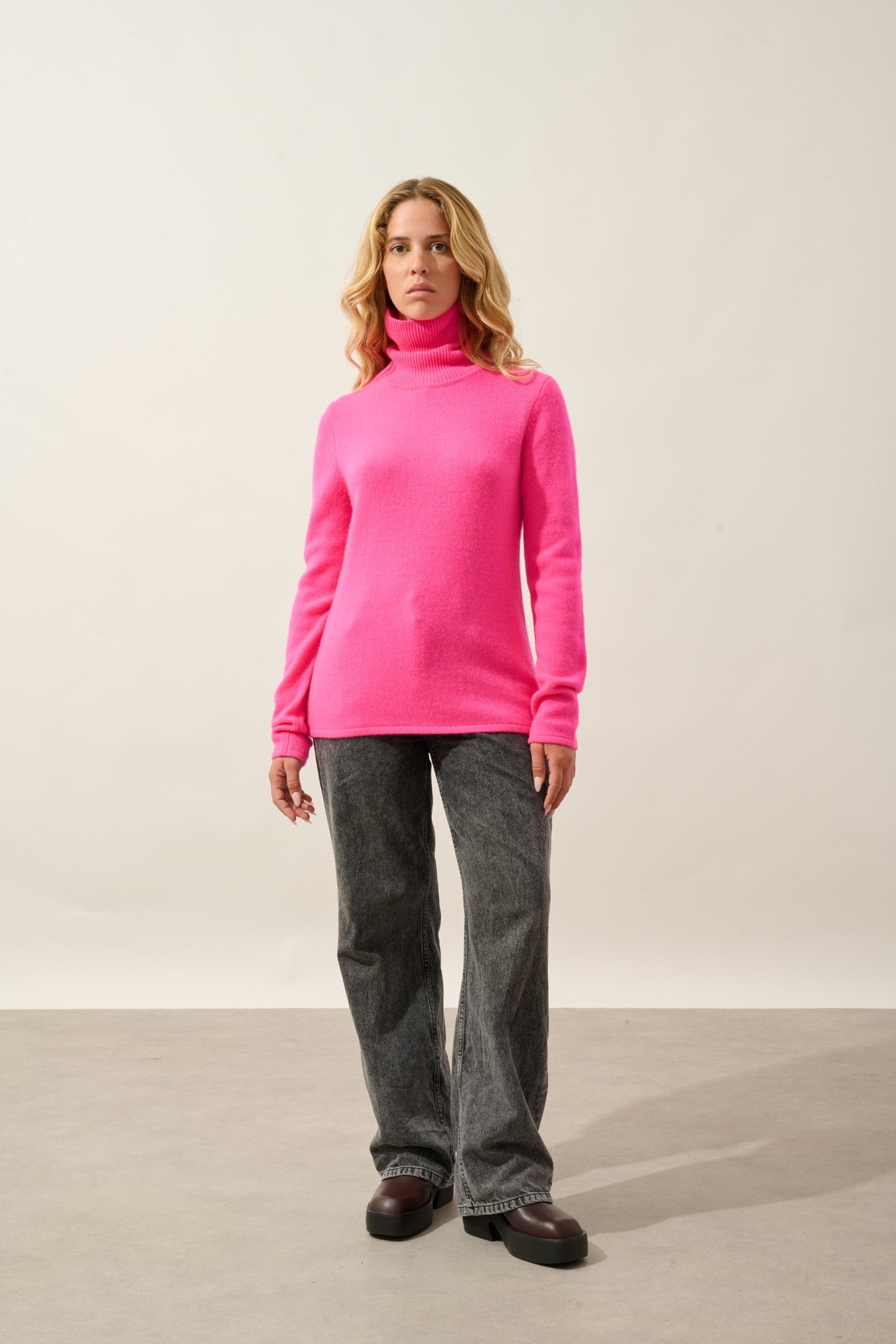 linda pull col roulé 4 fils flamand rose fluo 100% cachemire