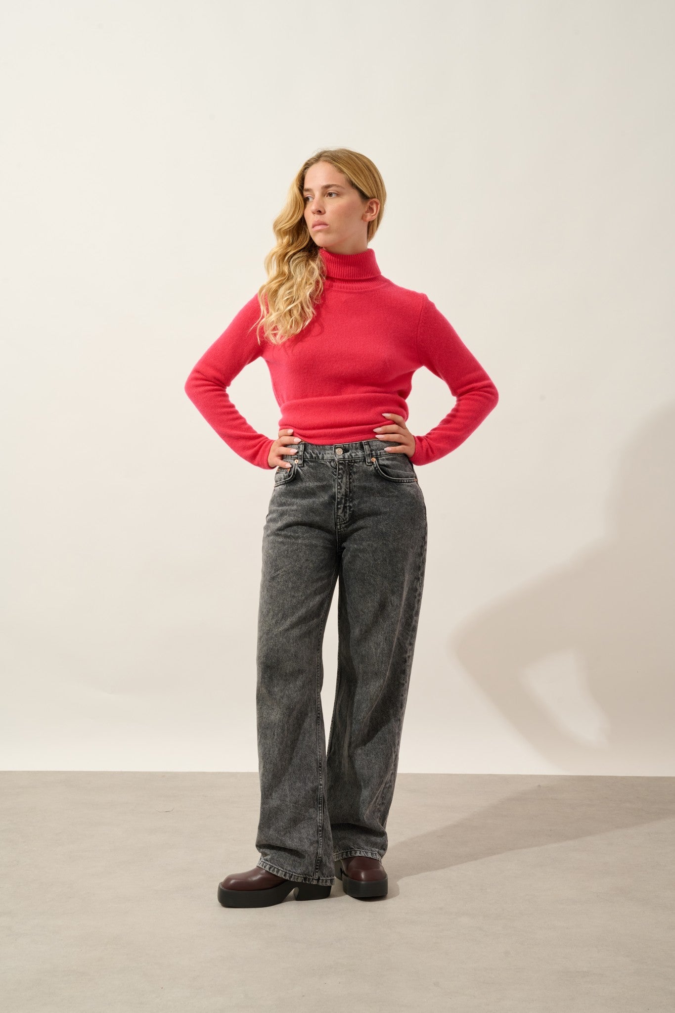 linda pull col roulé 4 fils magenta red 100% cachemire