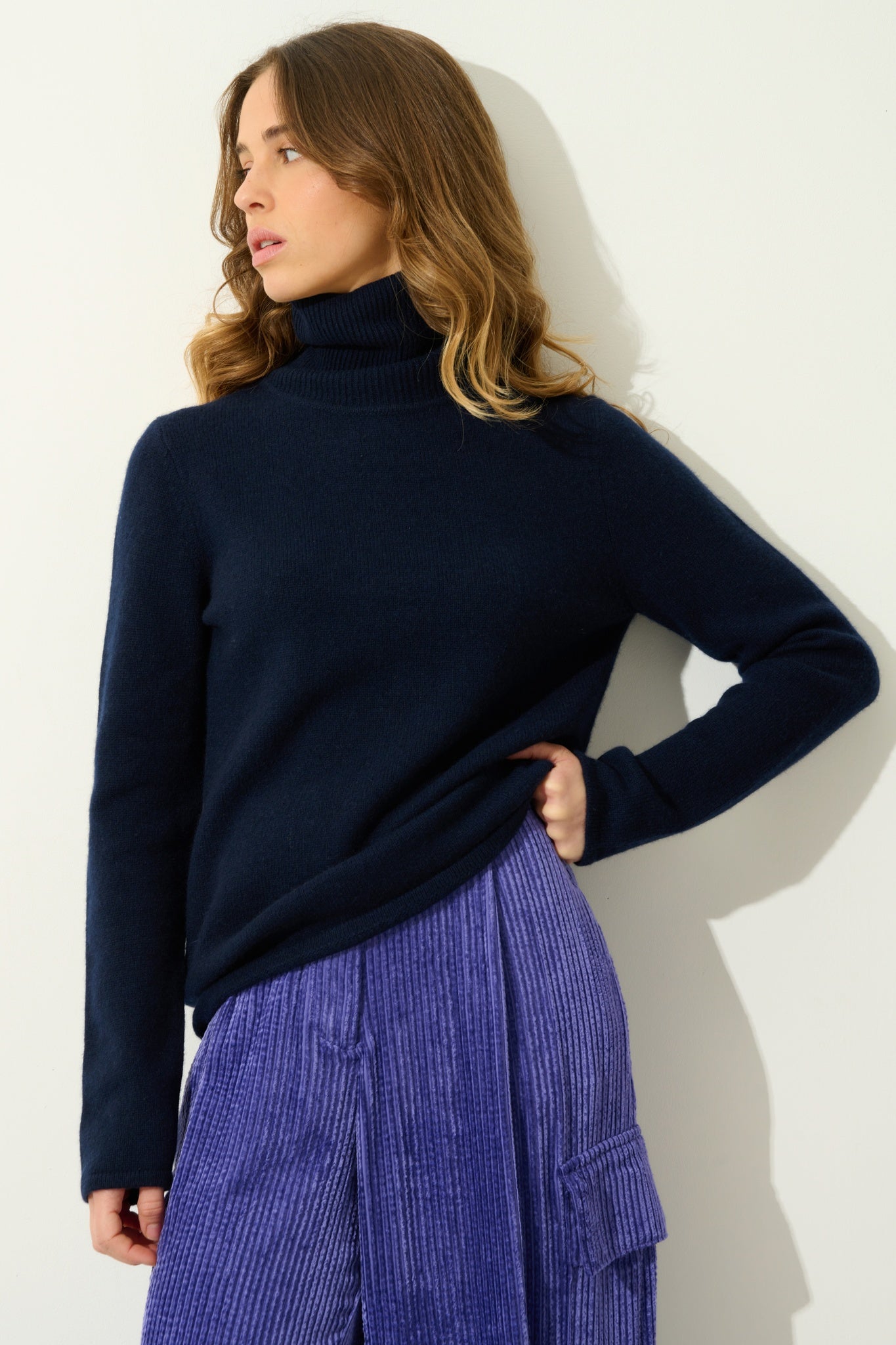 LINDA pull col roulé 4 fils navy 100% cachemire