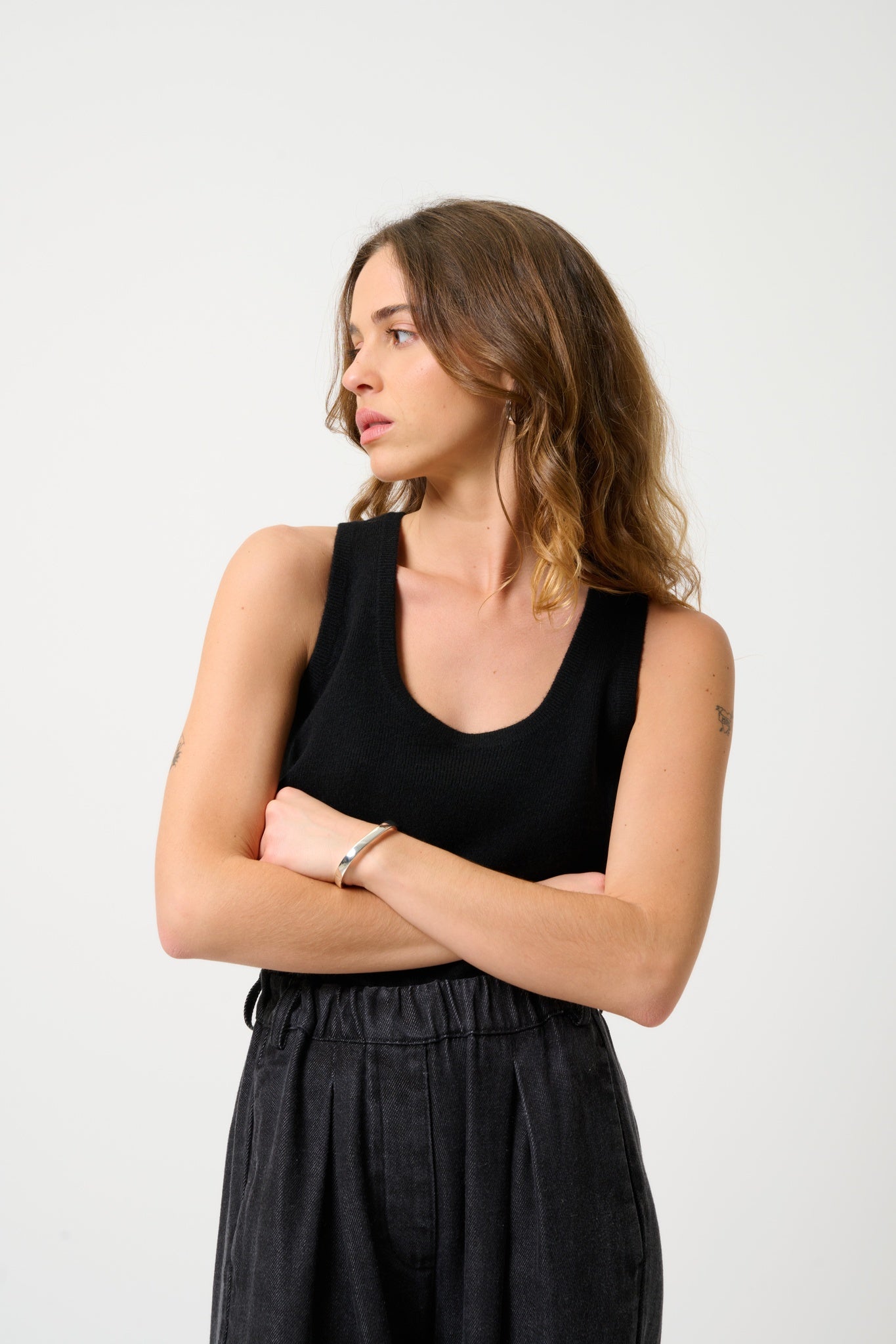 LINDSAY débardeur col u noir 100% cachemire