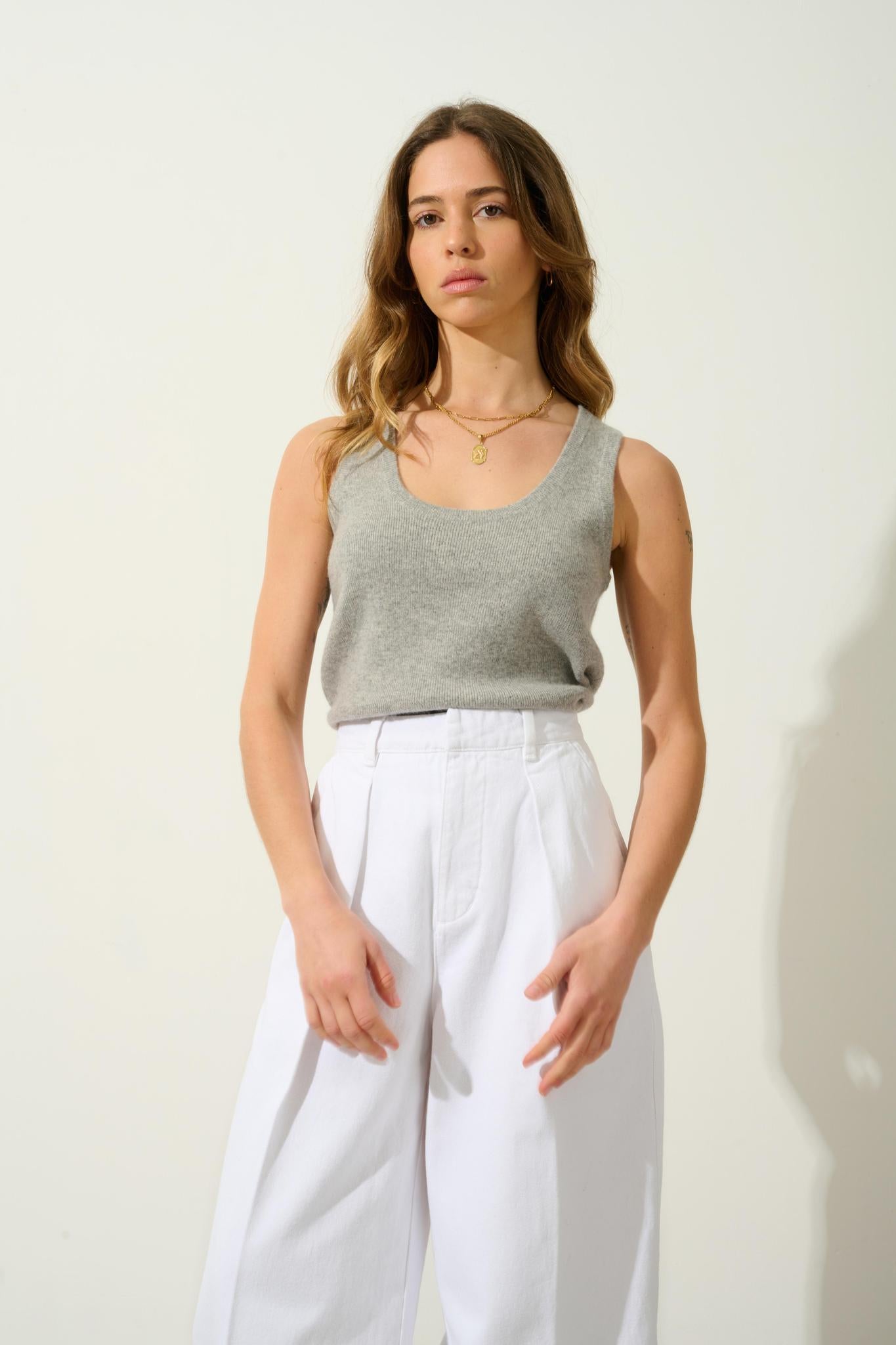 LINDSAY nuage chiné 100% cashmere u-neck tank top