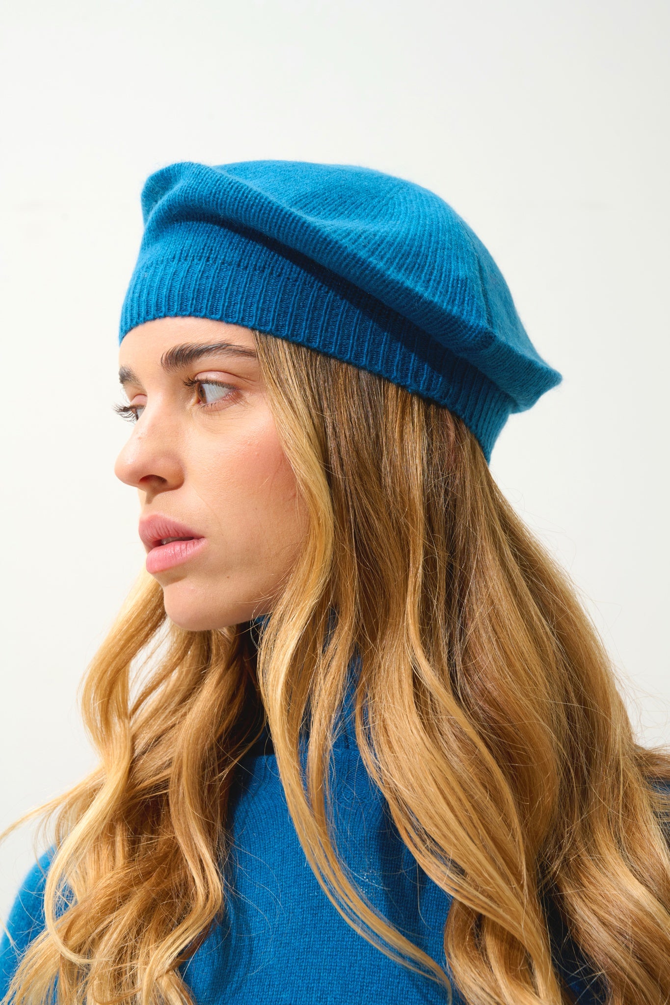 LIWI béret 4 fils paon 100% cachemire