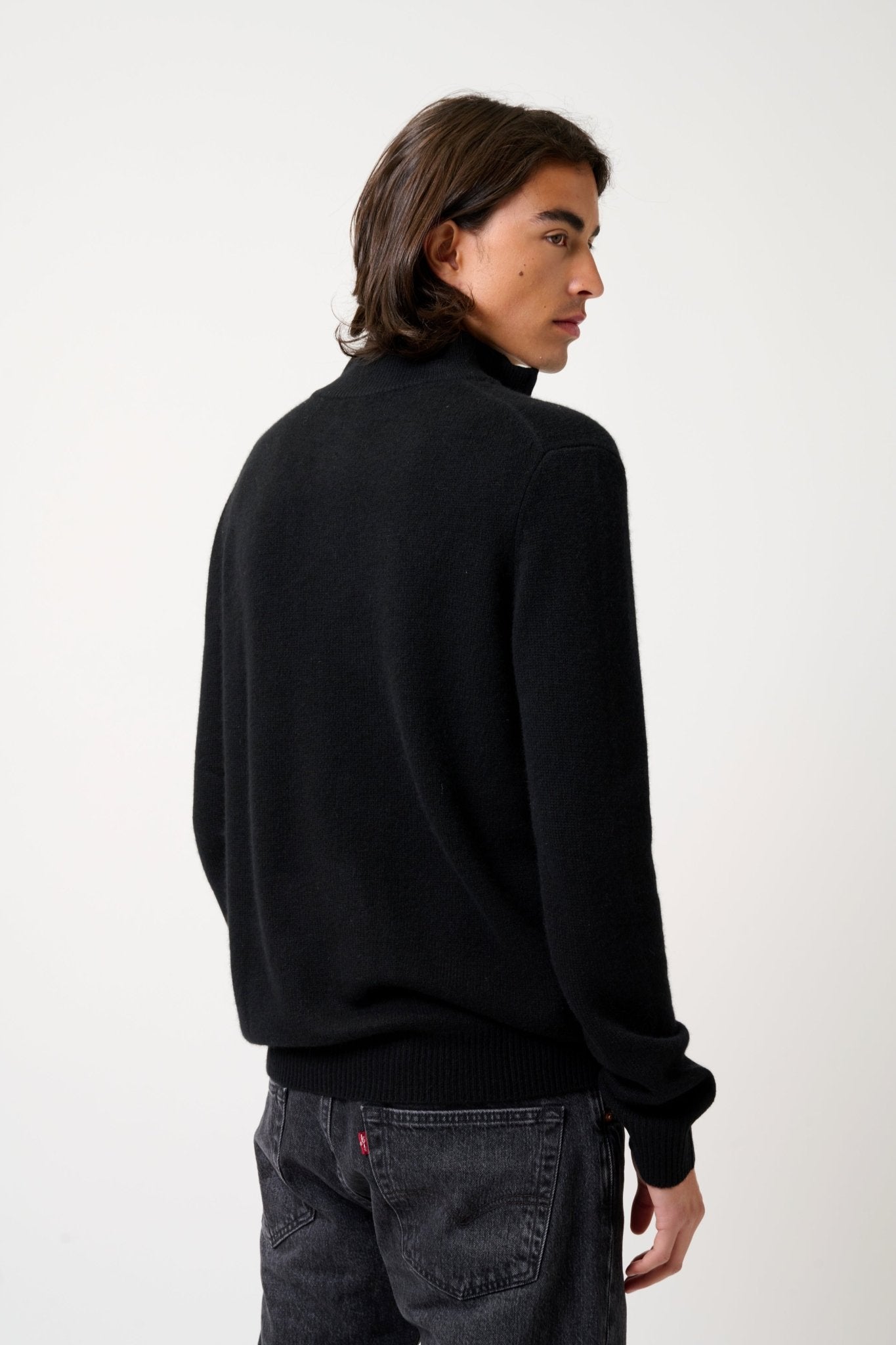 LYNA 4-thread trucker sweater black 100% cashmere