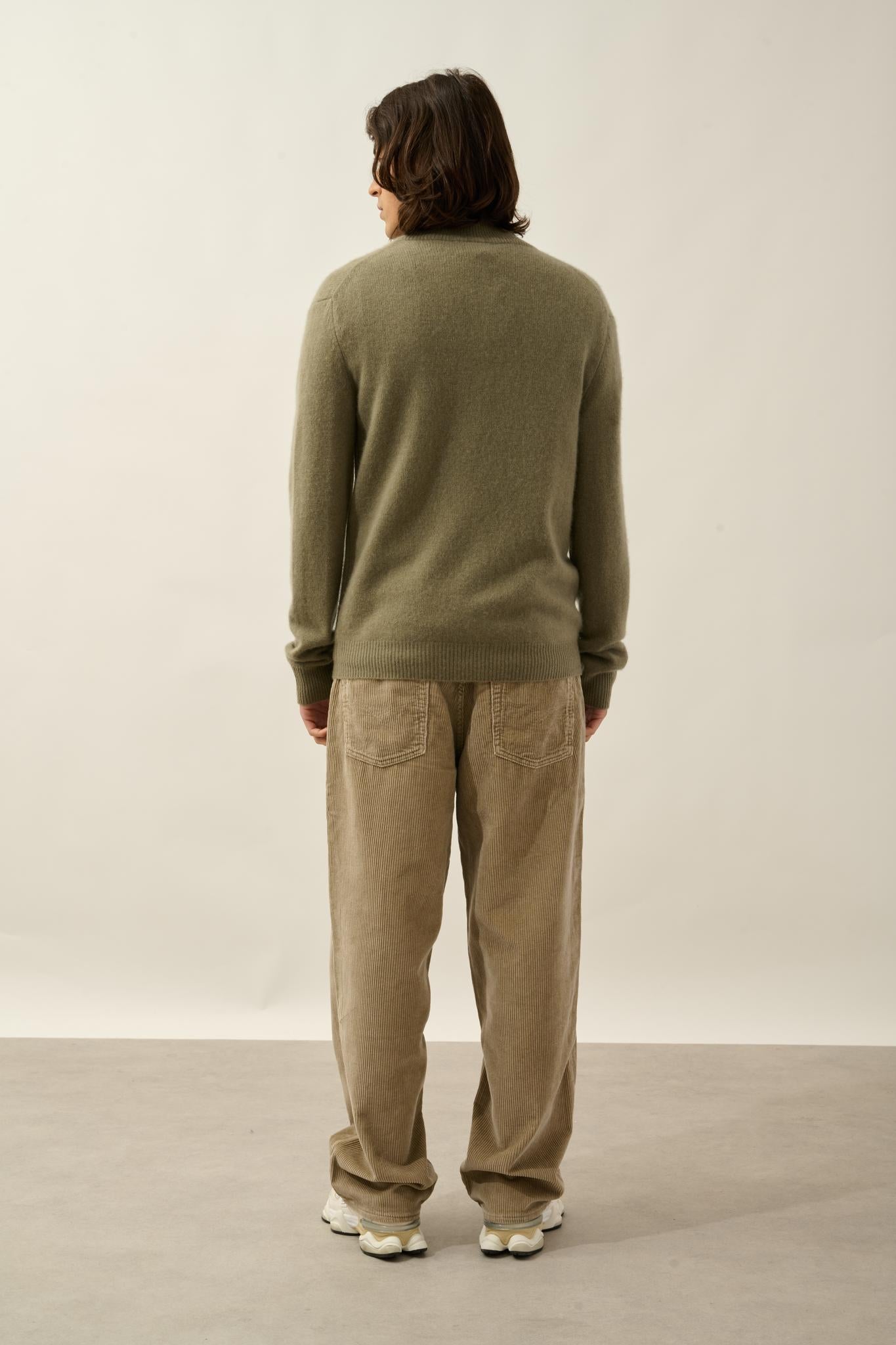 LYNA gilet zippé col camionneur 4 fils army 100% cachemire