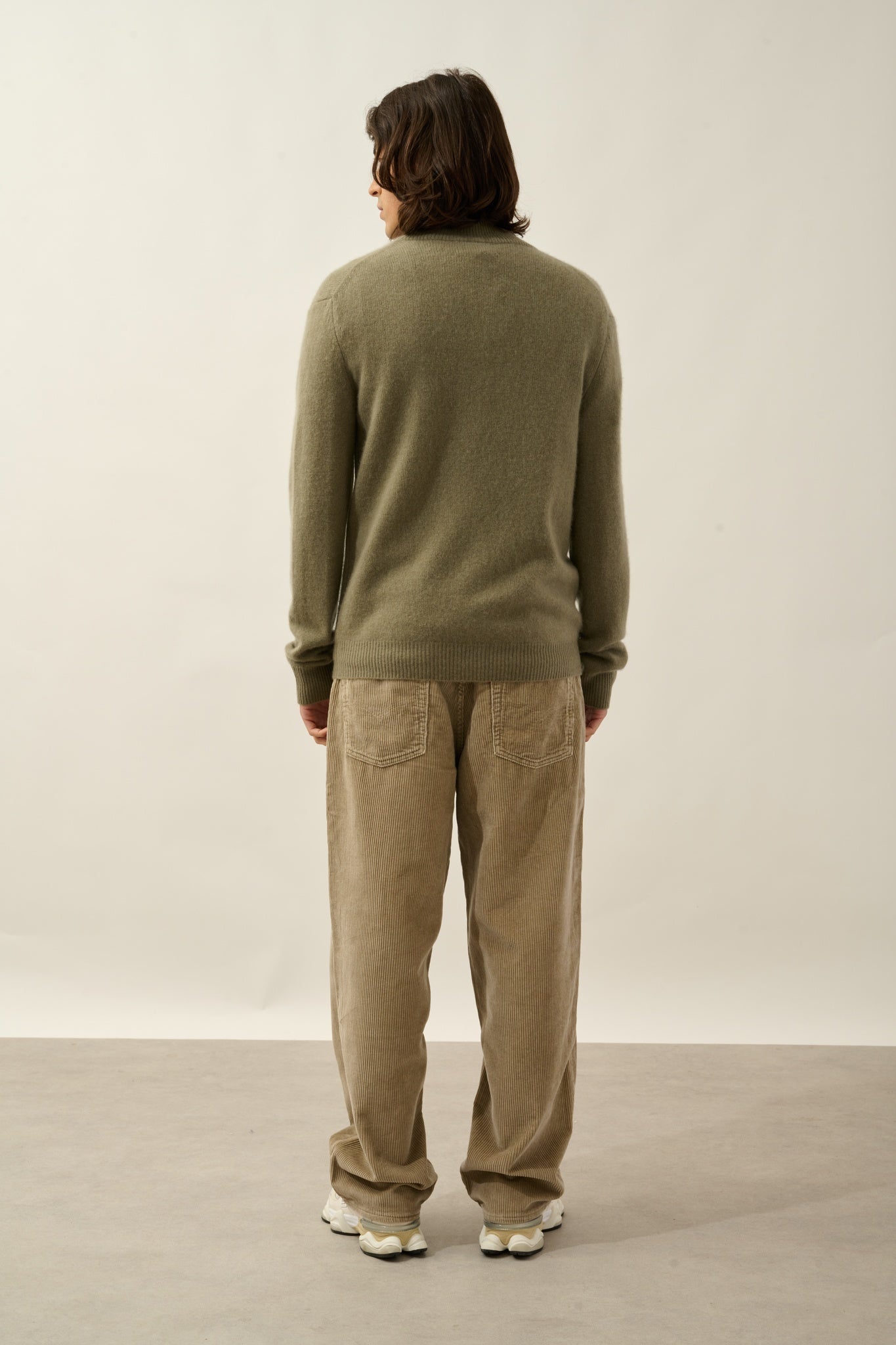 LYNA gilet zippé col camionneur 4 fils army 100% cachemire