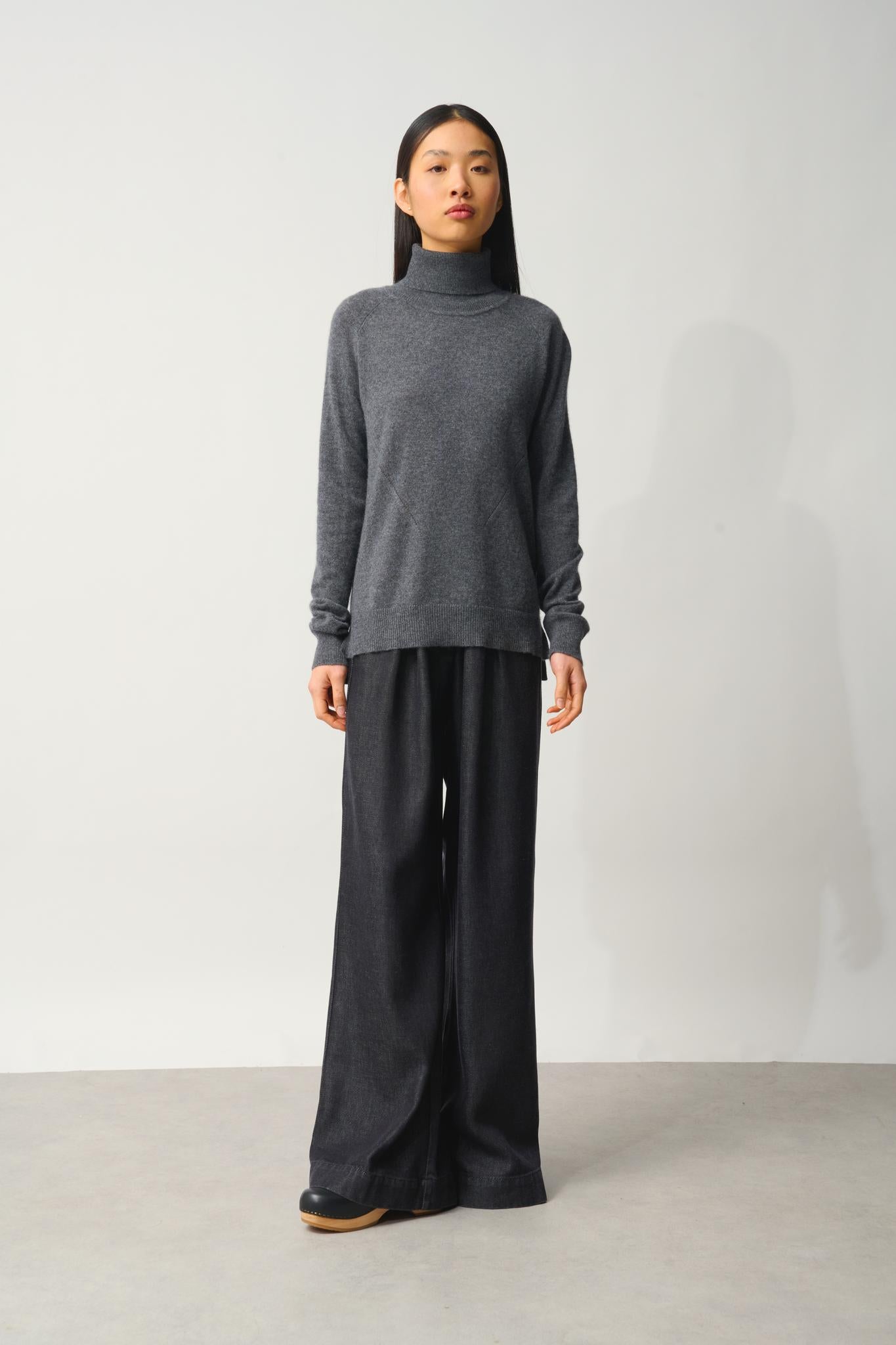 MADELINE pull col roulé anthracite chiné 100% cachemire