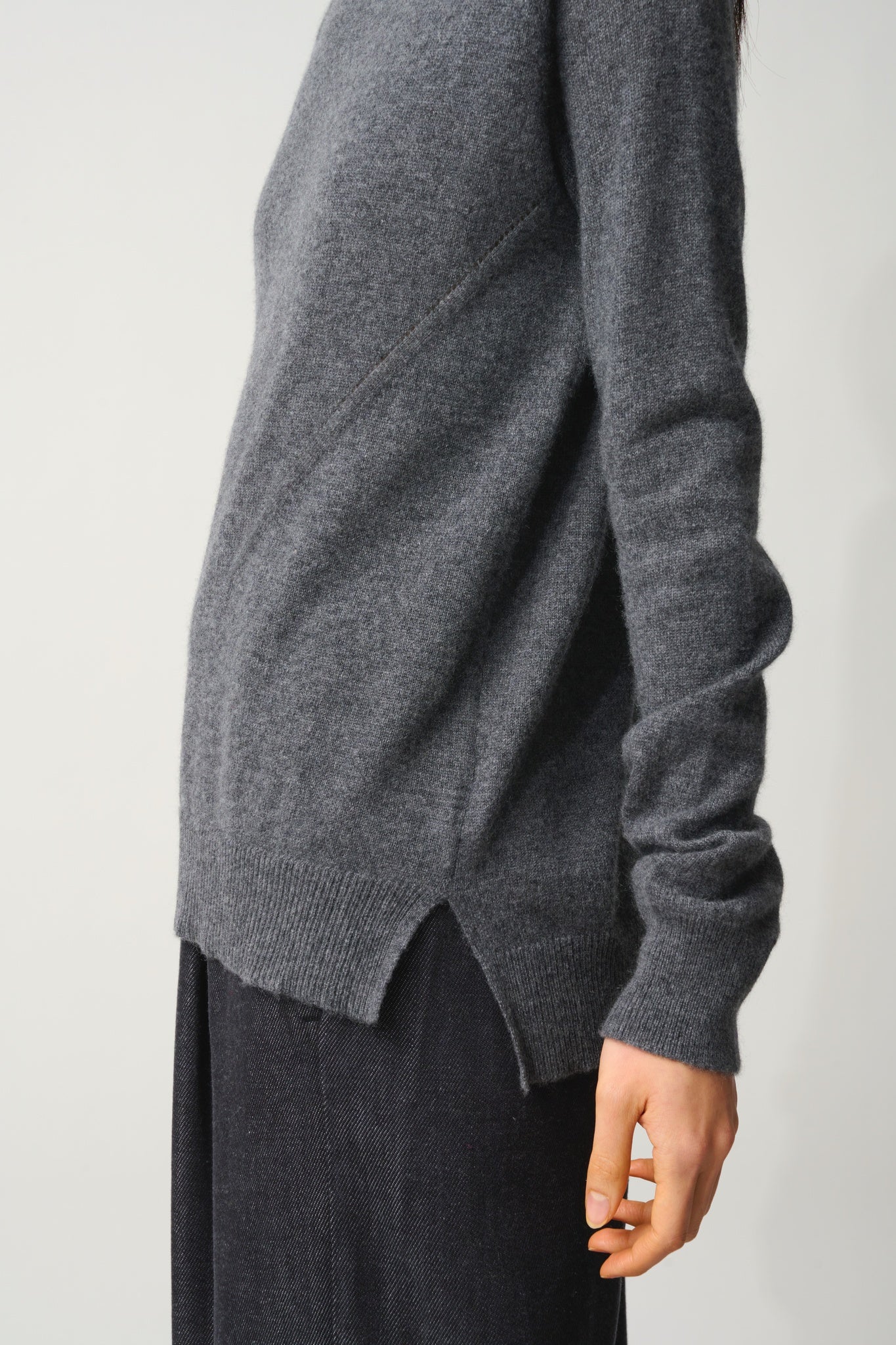 MADELINE pull col roulé anthracite chiné 100% cachemire