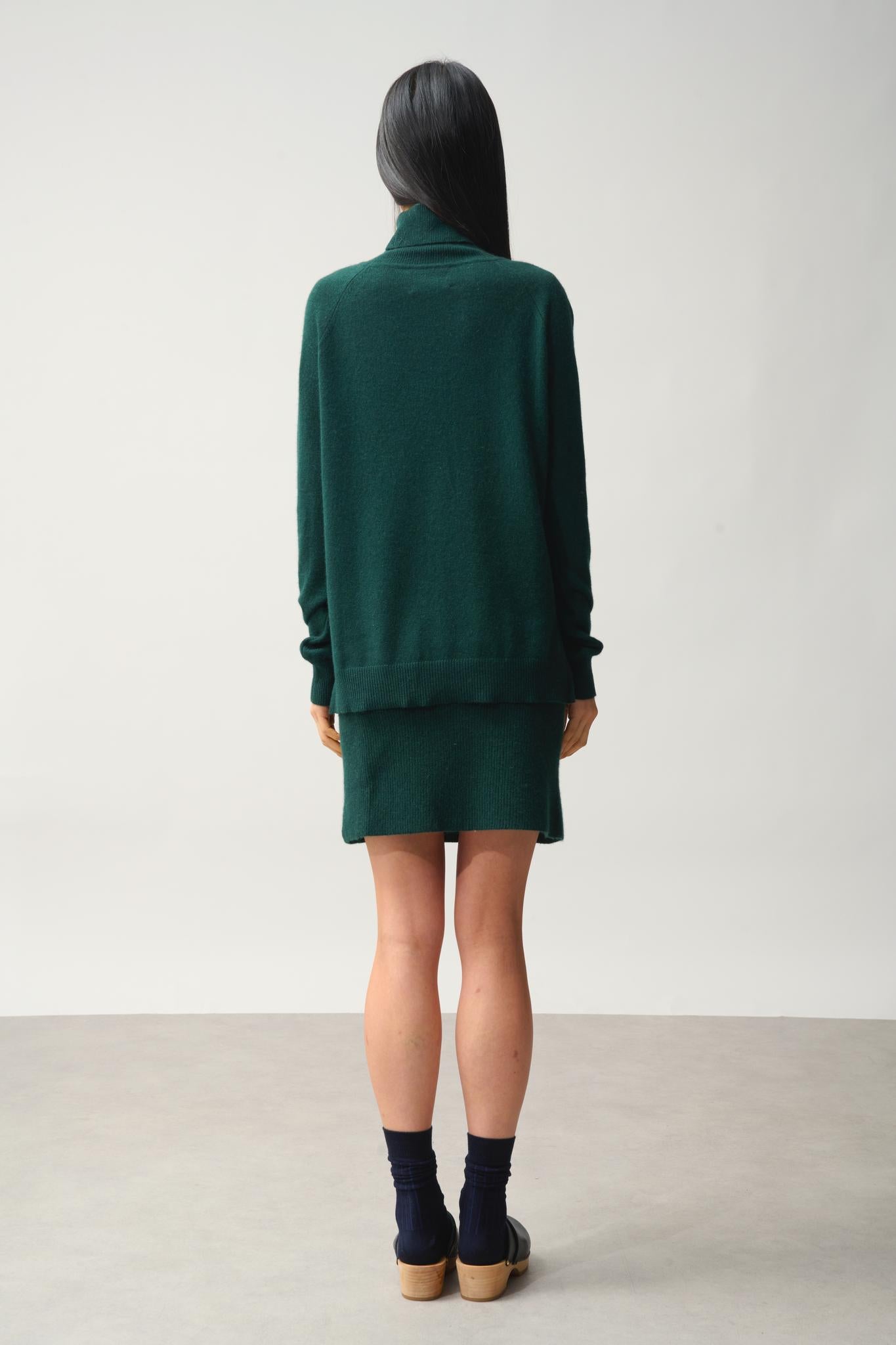 MADELINE pull col roulé cyprès 100% cachemire