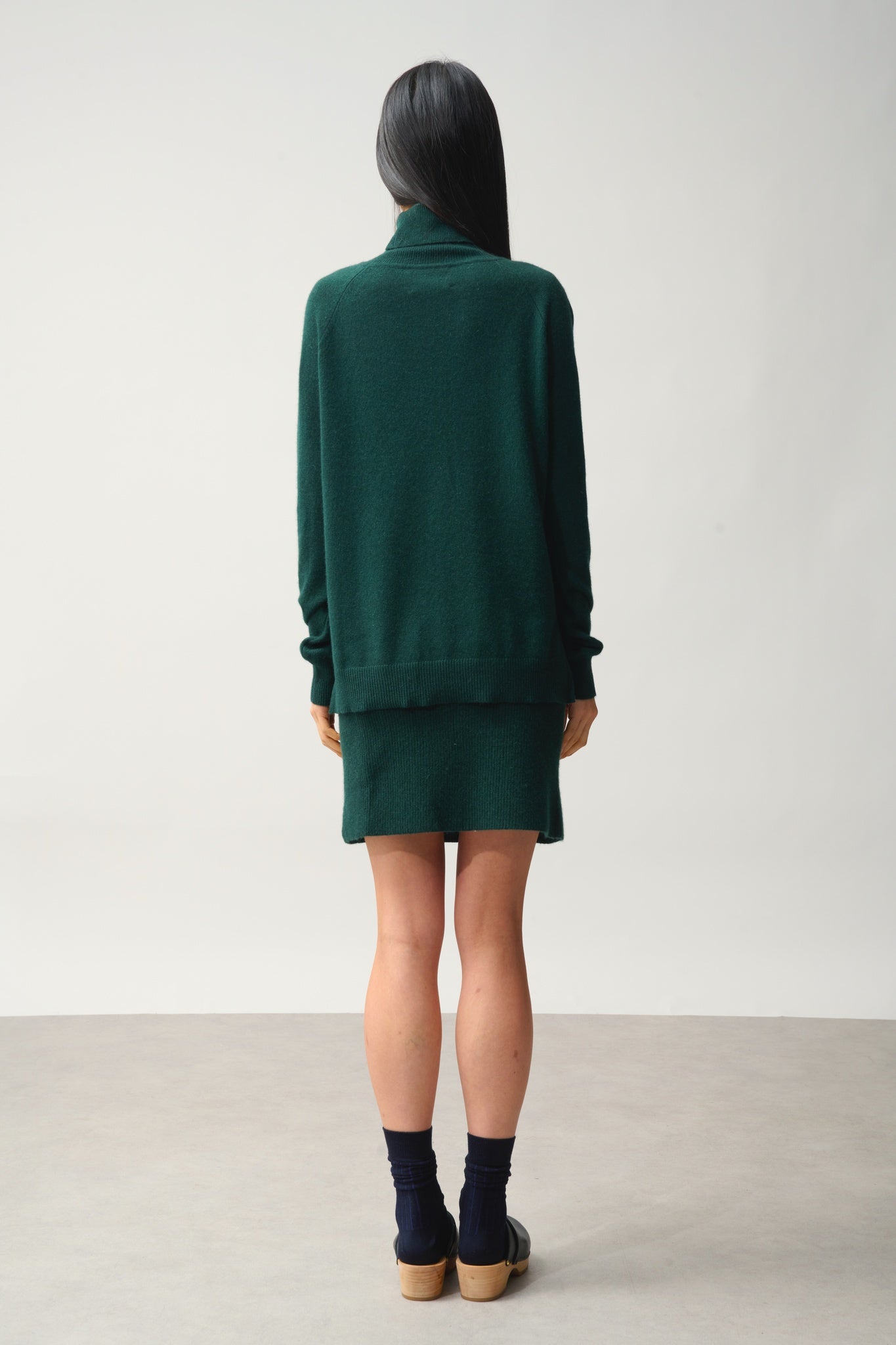 MADELINE pull col roulé cyprès 100% cachemire