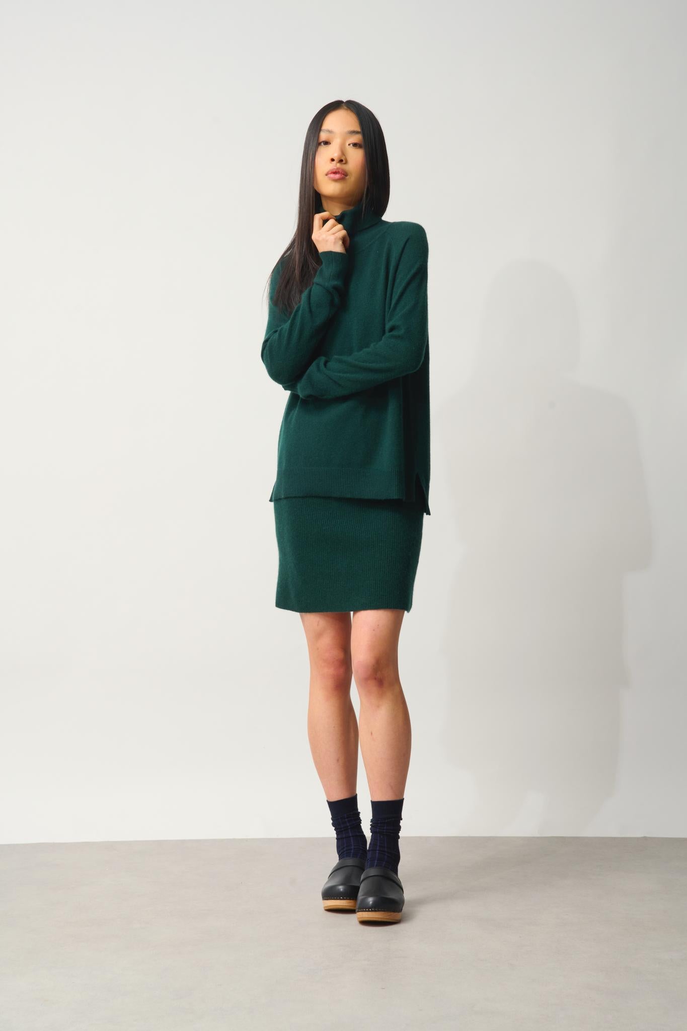 MADELINE pull col roulé cyprès 100% cachemire