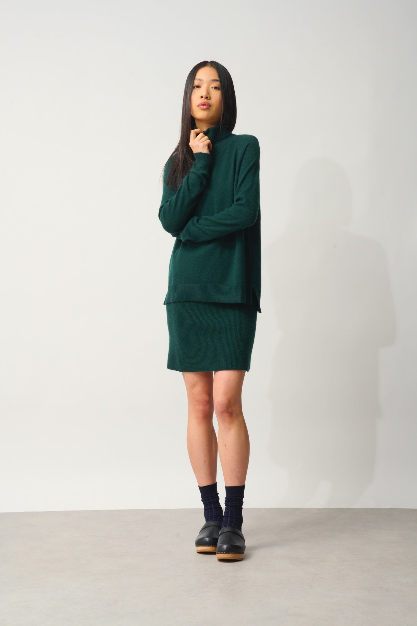 MADELINE pull col roulé cyprès 100% cachemire