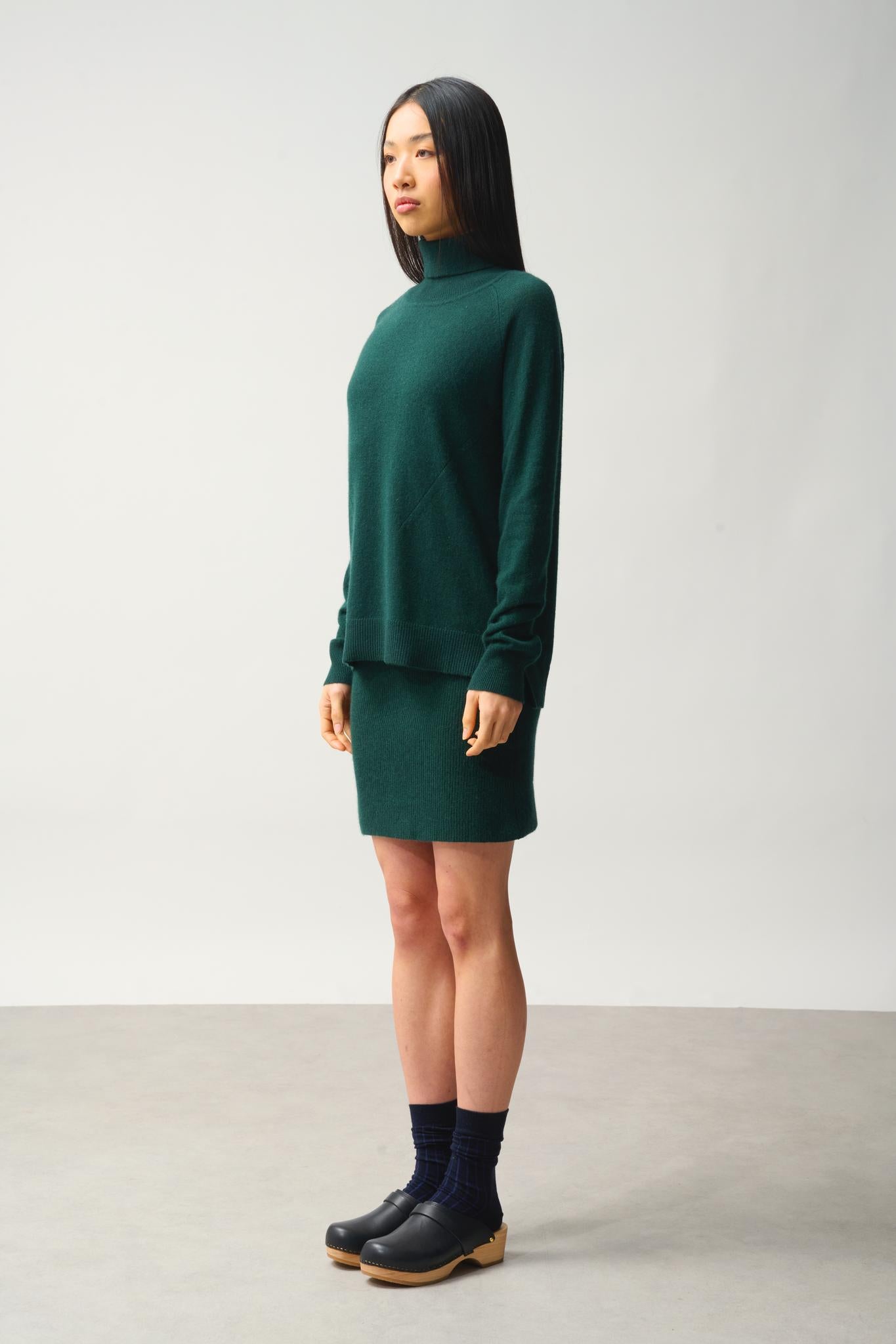 MADELINE pull col roulé cyprès 100% cachemire