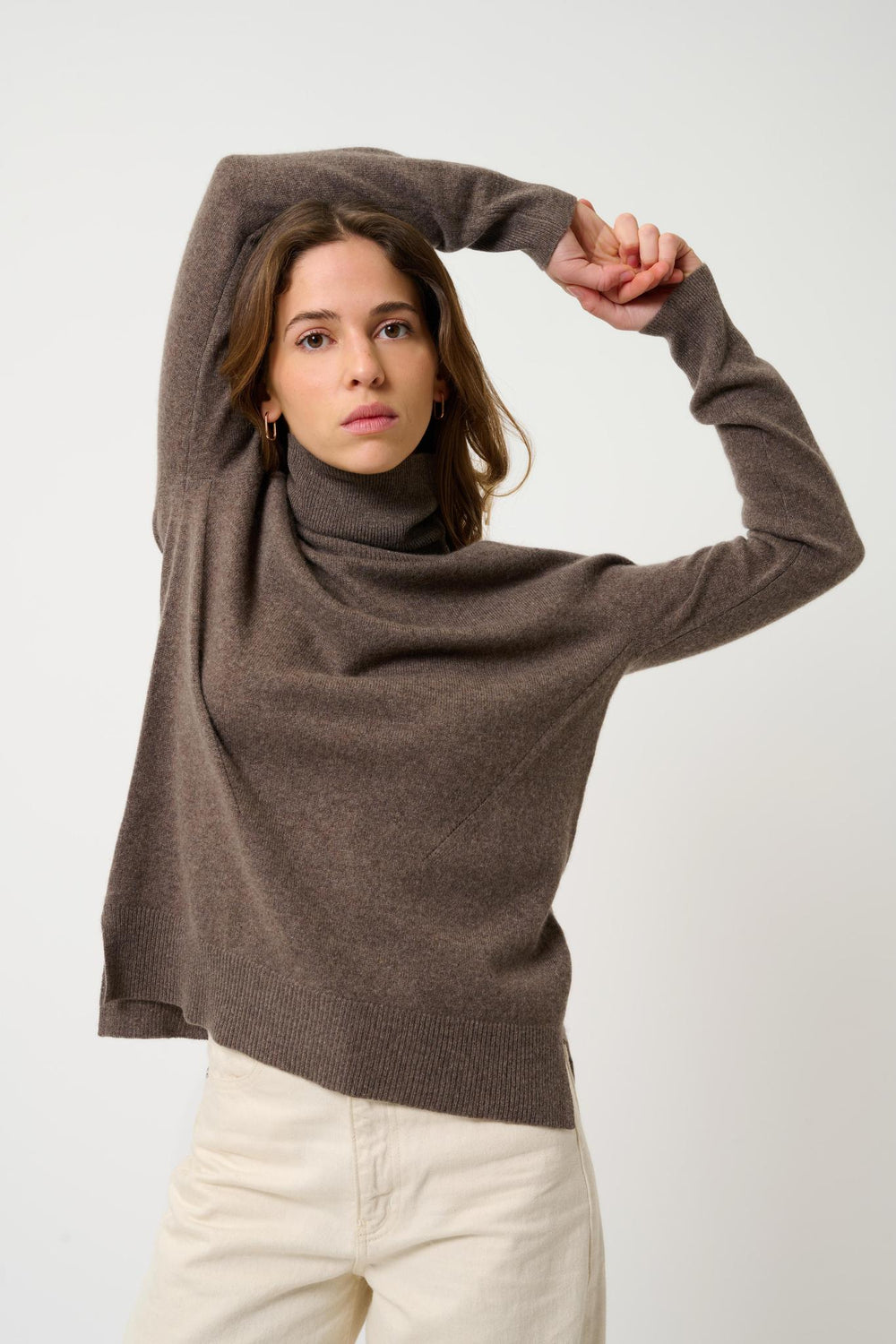 MADELINE taupe turtleneck sweater 100% cashmere