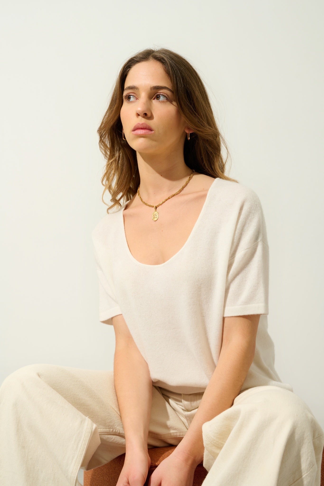 MAELYS t-shirt col rond ivoire 100% cachemire