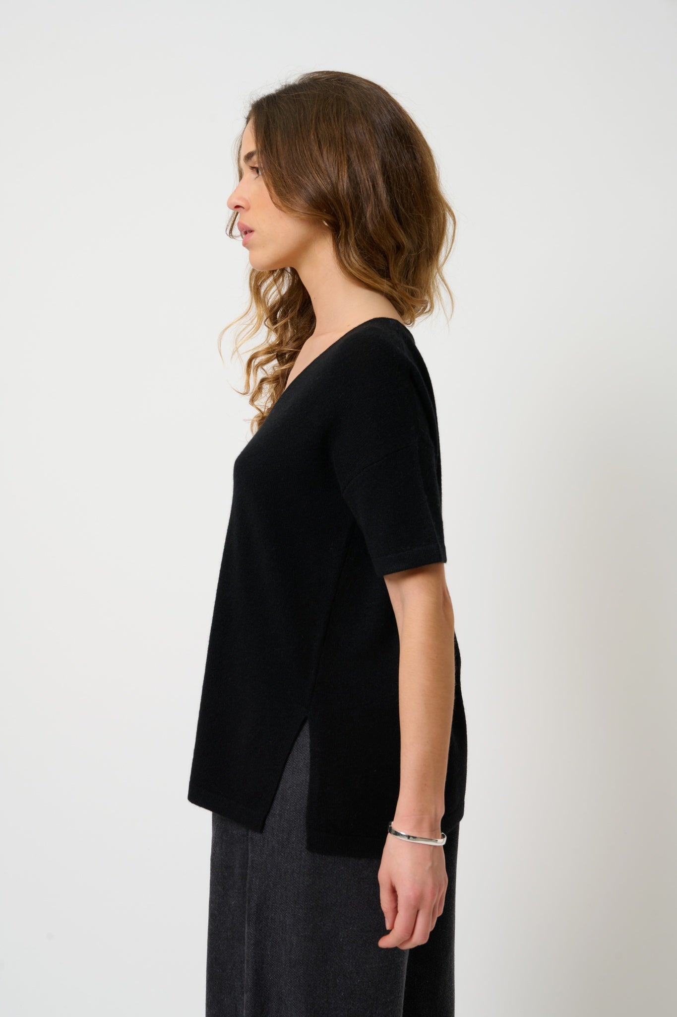 MAELYS t-shirt col rond noir 100% cachemire