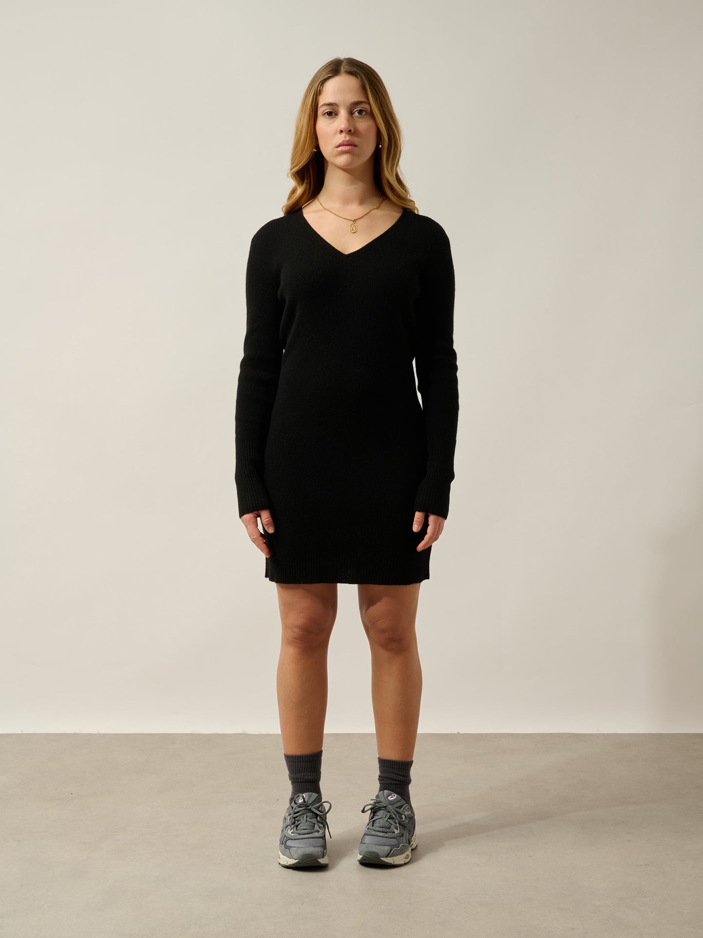 MAEN robe col v noir 100% cachemire