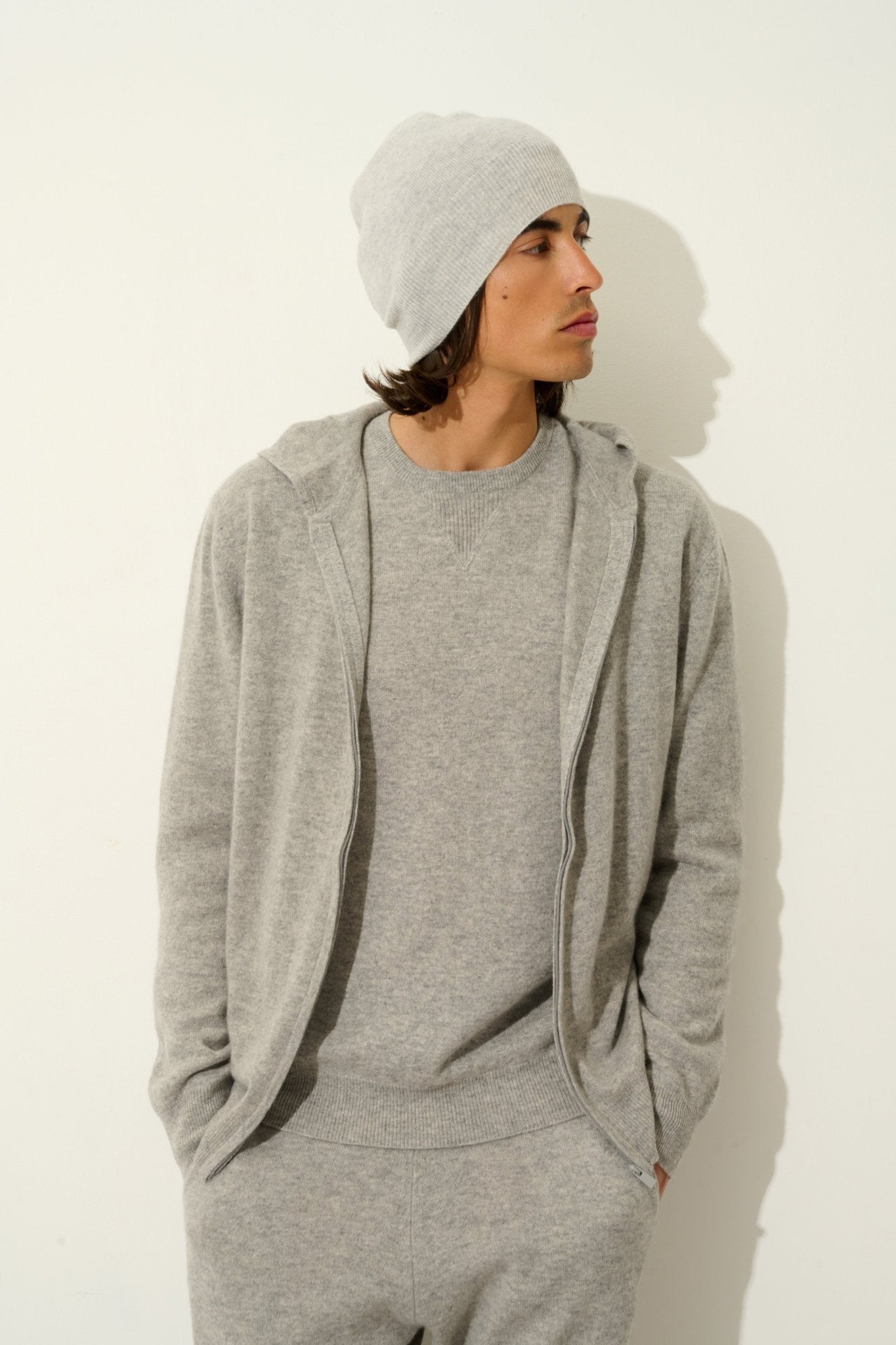 MANTI glacier mottled beanie 100% cashmere