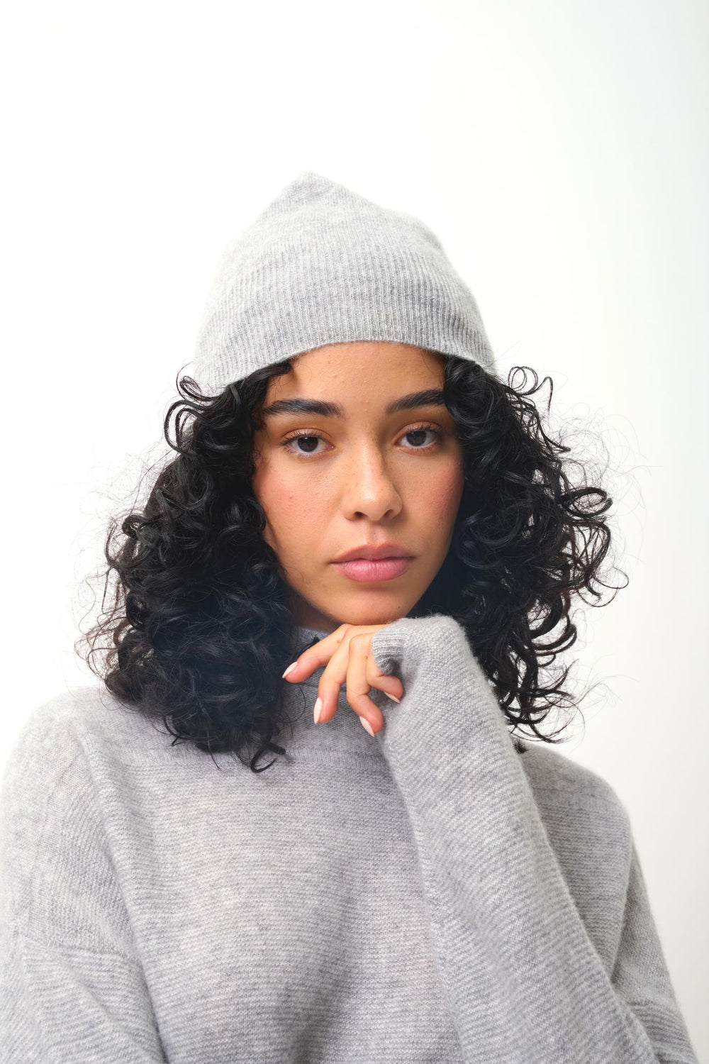 MANTI mottled cloud beanie 100% cashmere