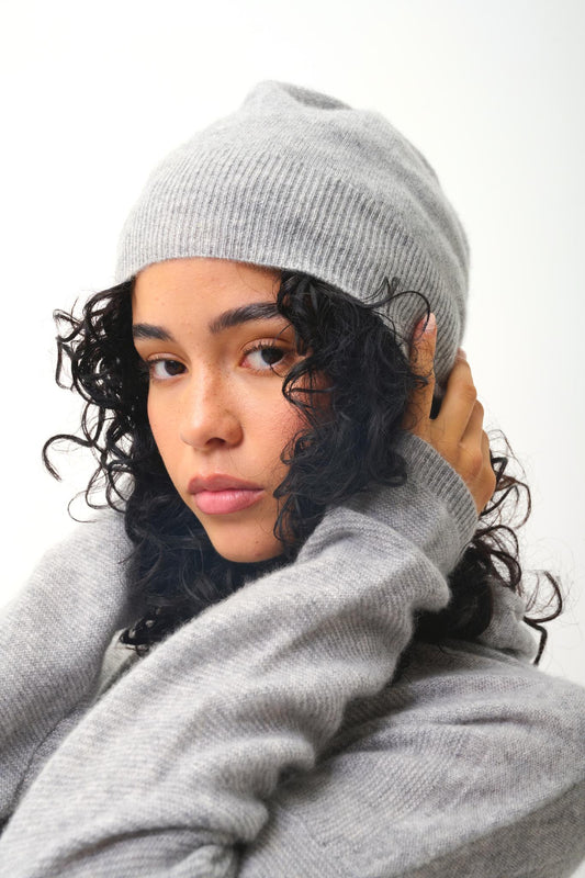 MANTI mottled cloud beanie 100% cashmere