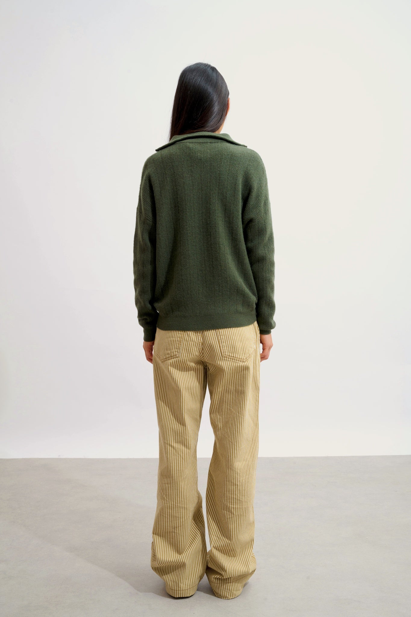 MARIE pull camionneur kaki 100% cachemire