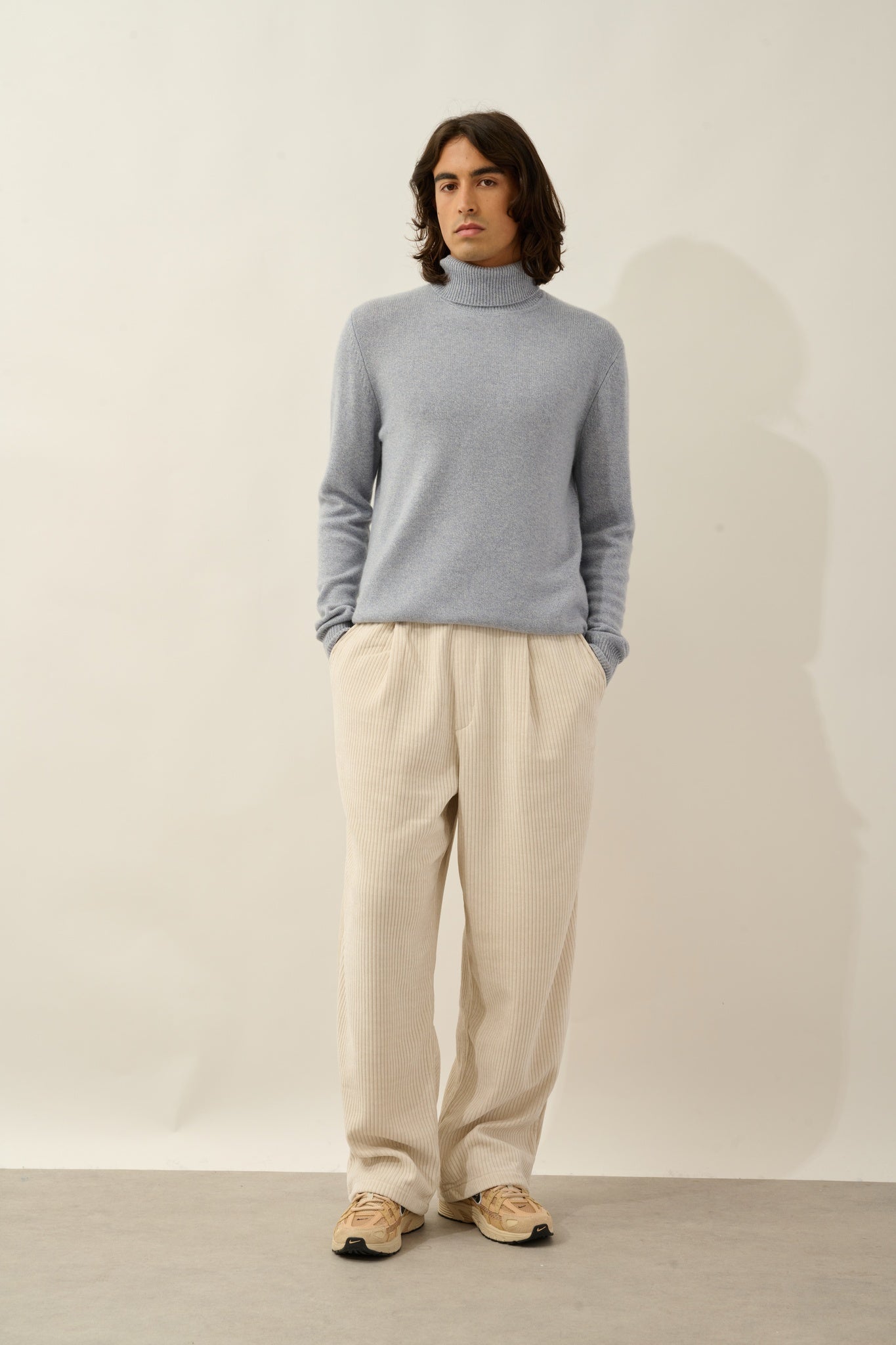 MARTIN pull col roulé 4 fils bleu ivoire 100% cachemire