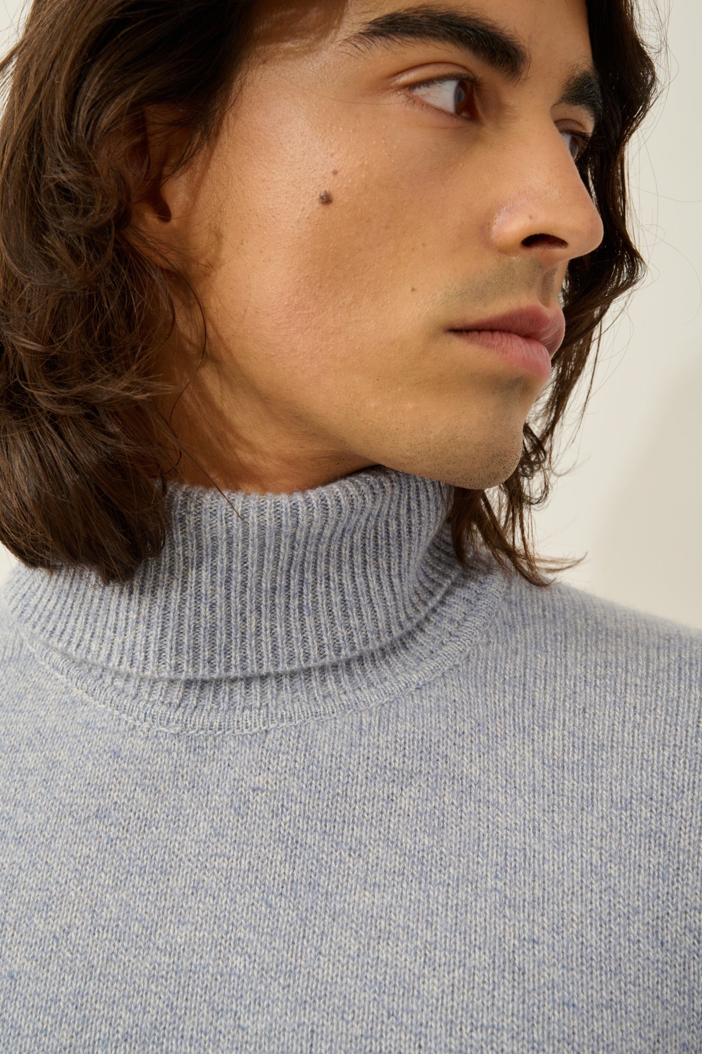 MARTIN pull col roulé 4 fils bleu ivoire 100% cachemire