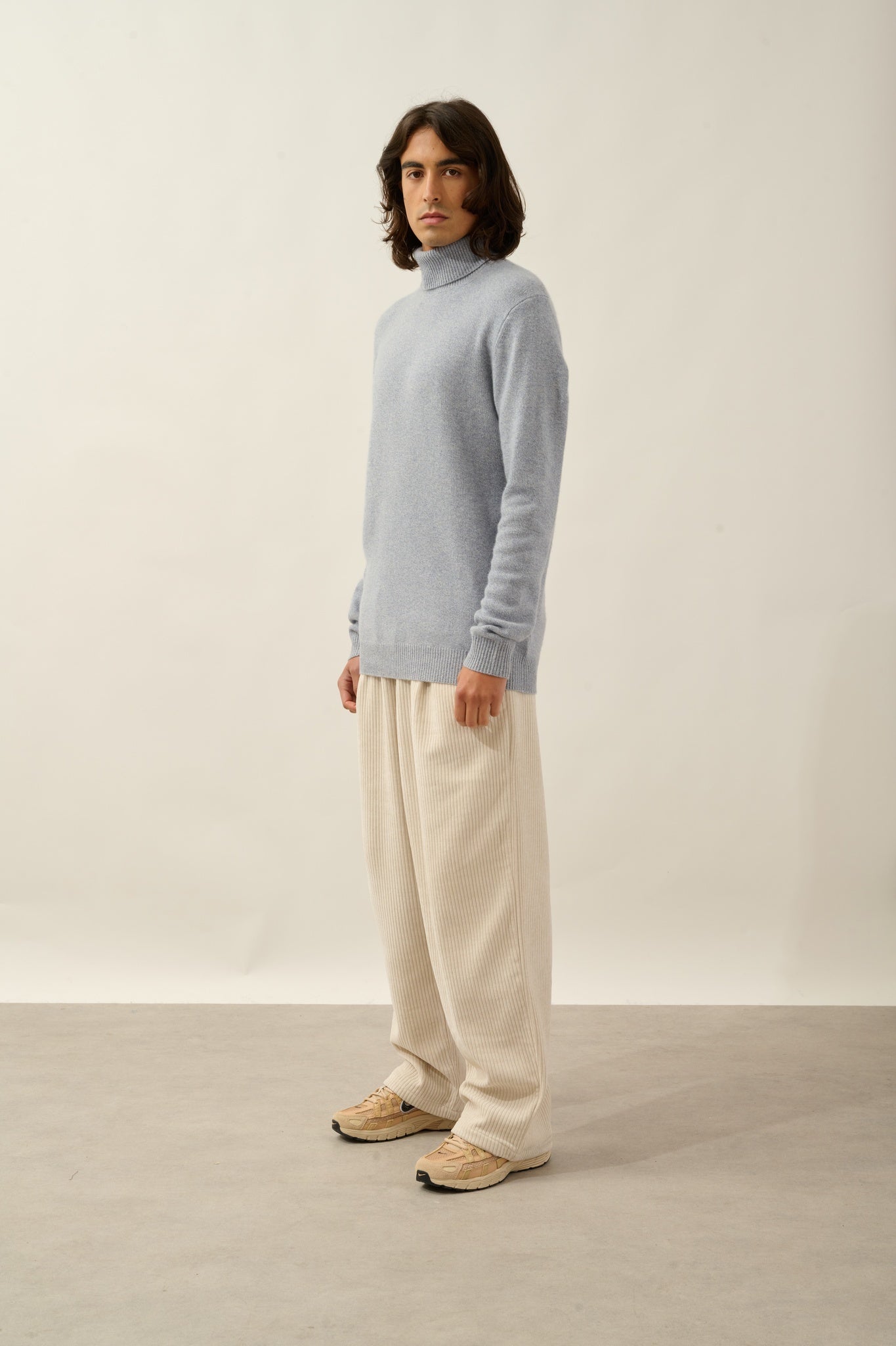 MARTIN pull col roulé 4 fils bleu ivoire 100% cachemire