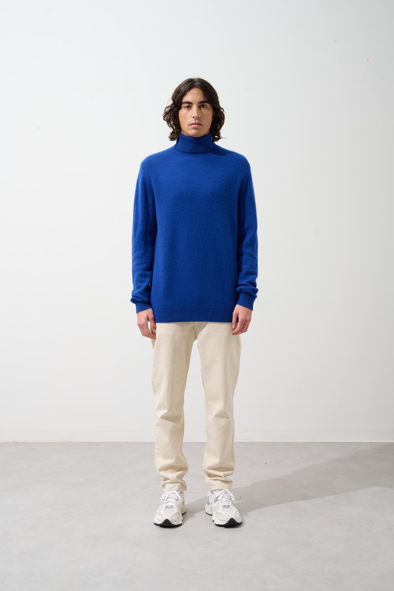 MARTIN pull col roulé 4 fils outremer 100% cachemire