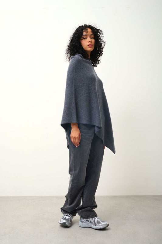 MERYL 4-thread charcoal mottled poncho 100% cashmere