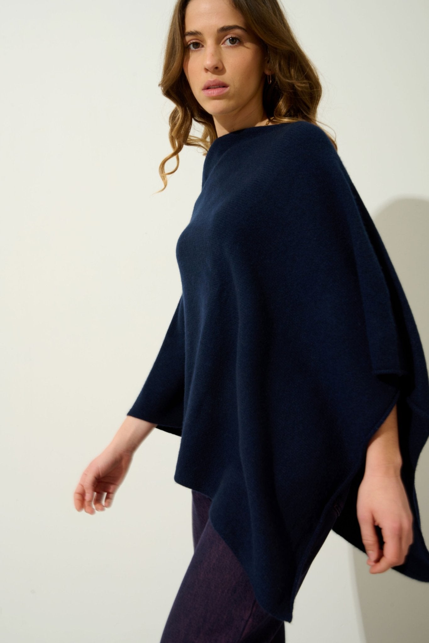 MERYL poncho 4 threads navy 100% cashmere