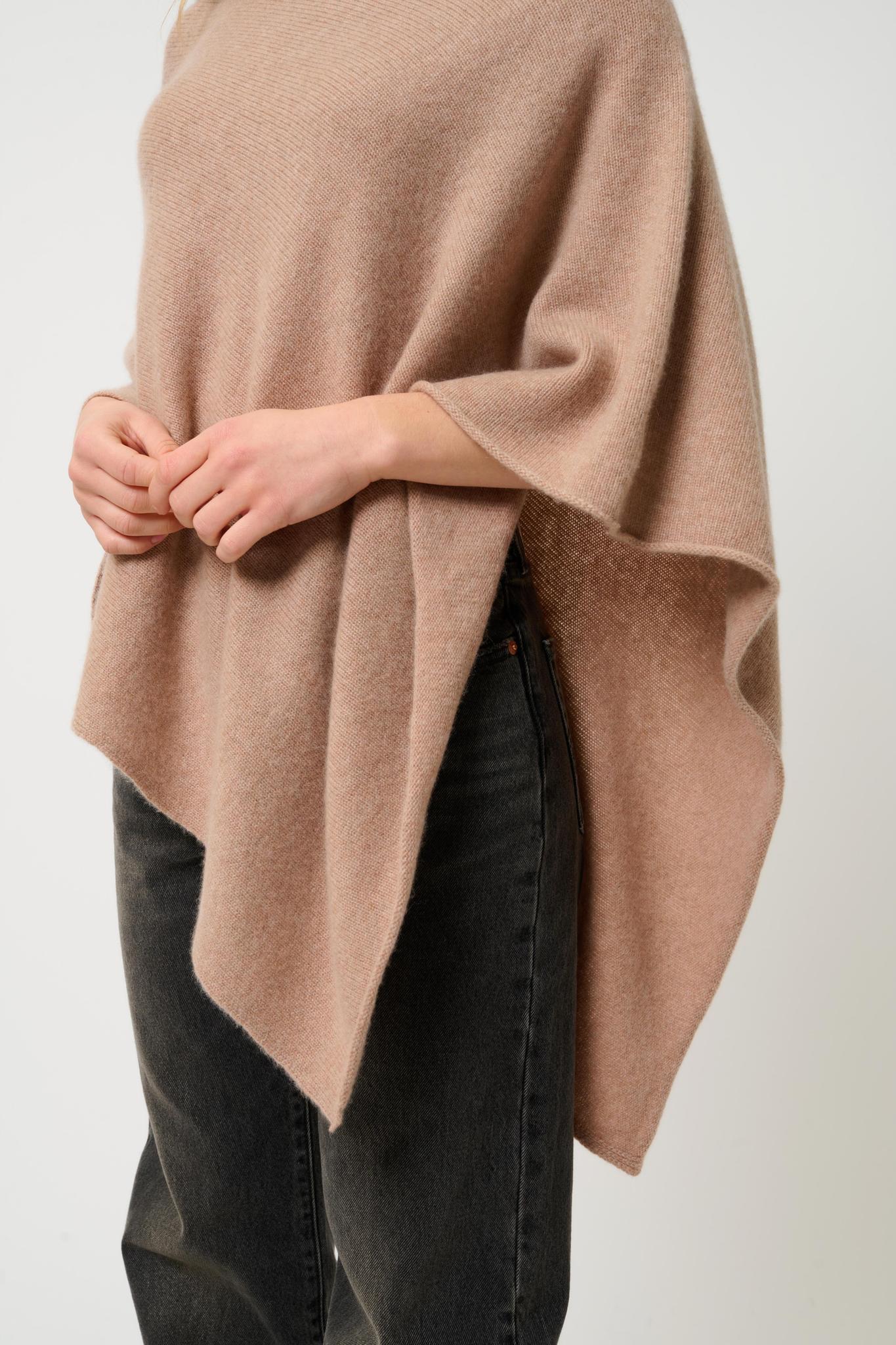 MERYL 4-thread camel mottled poncho 100% cashmere