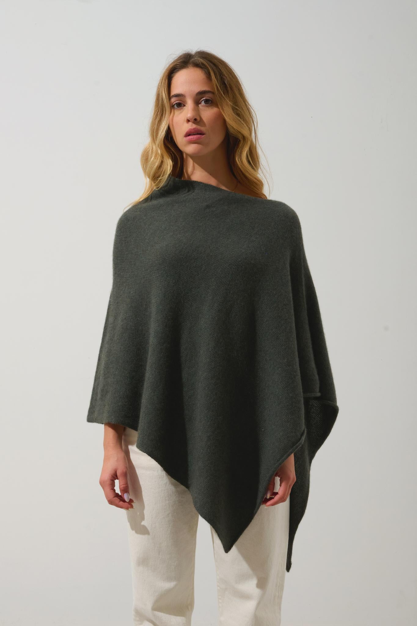 MERYL Poncho 4-fädig khaki meliert 100% Kaschmir