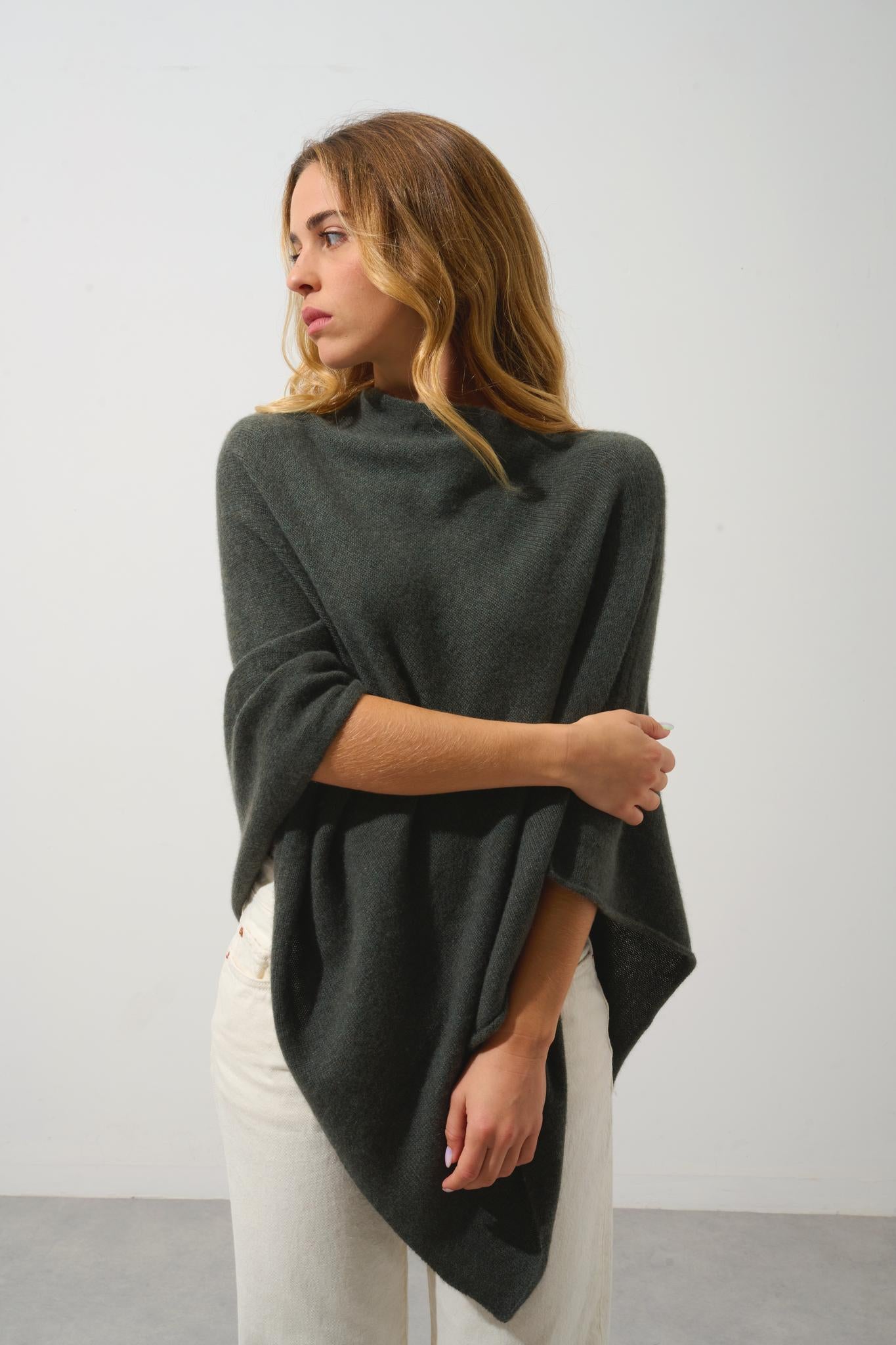 MERYL Poncho 4-fädig khaki meliert 100% Kaschmir