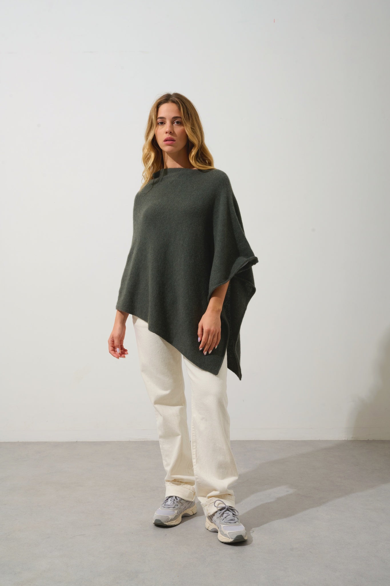MERYL poncho 4 fils kaki chiné 100% cachemire